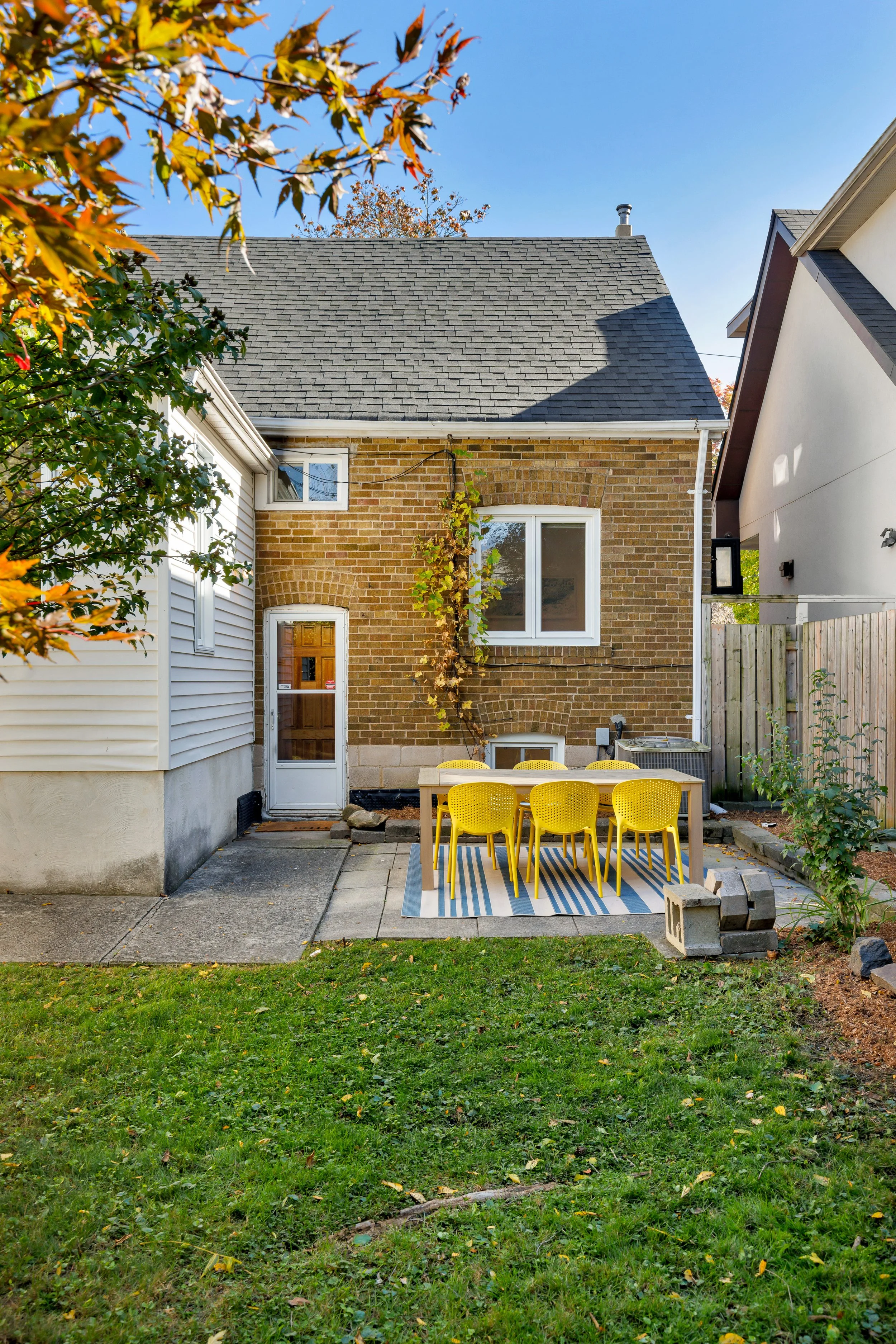 128 Leacrest Rd-51.jpg