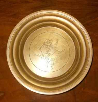 Danish_Royal_Bronze_Art_Noveau_Dish-2.jpg