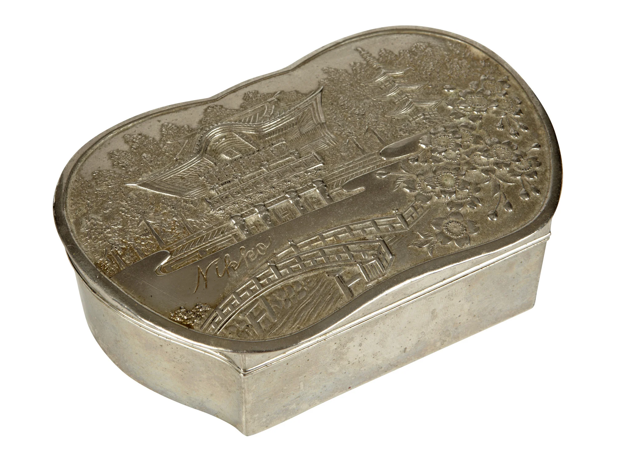 japanese_siver_box.jpg