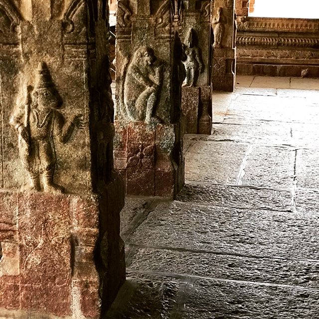 Thanks to M we saw one of the most beautiful and oldest temples in India - Bhoga Nandeeshwara Temple at the foot of Nandi Hills near Bangalore - built in the 9th Century AD by Nolamba dynasty and continued to be improvised and maintained right up to 