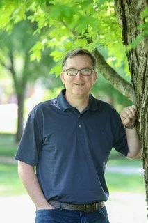 thumbnail_Author photo.jpg