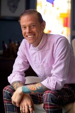 aUTHOR pIC.jpg