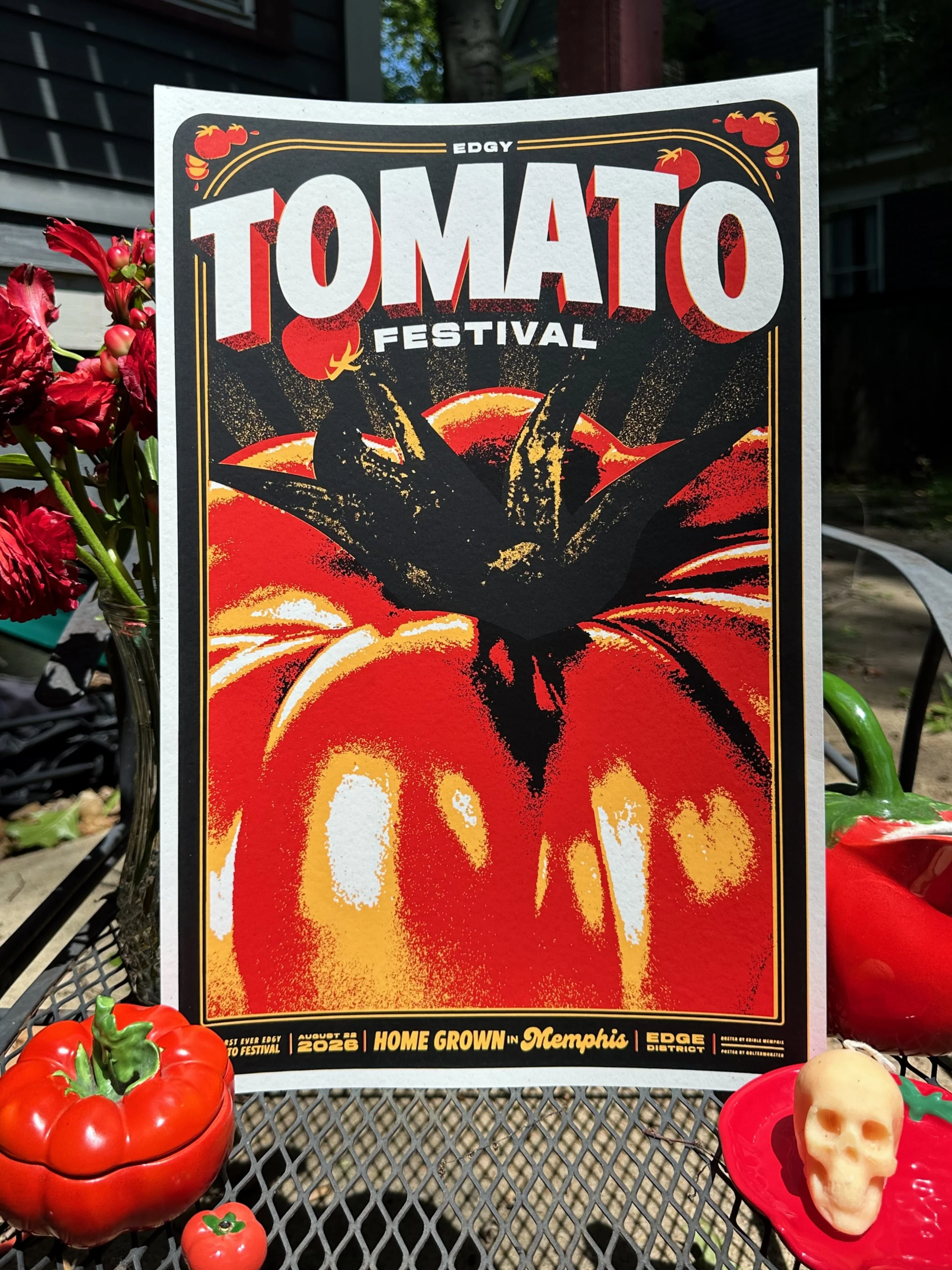 giving this beauty a spot on the grid 🍅 3-color screen printed poster for the first ever Edgy Tomato Fest! edition of 50 (sold out!)