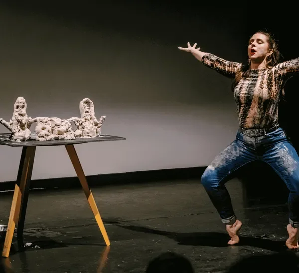 Reciprocal Gestures : Movement in Dialogue - Workshop + Performance 