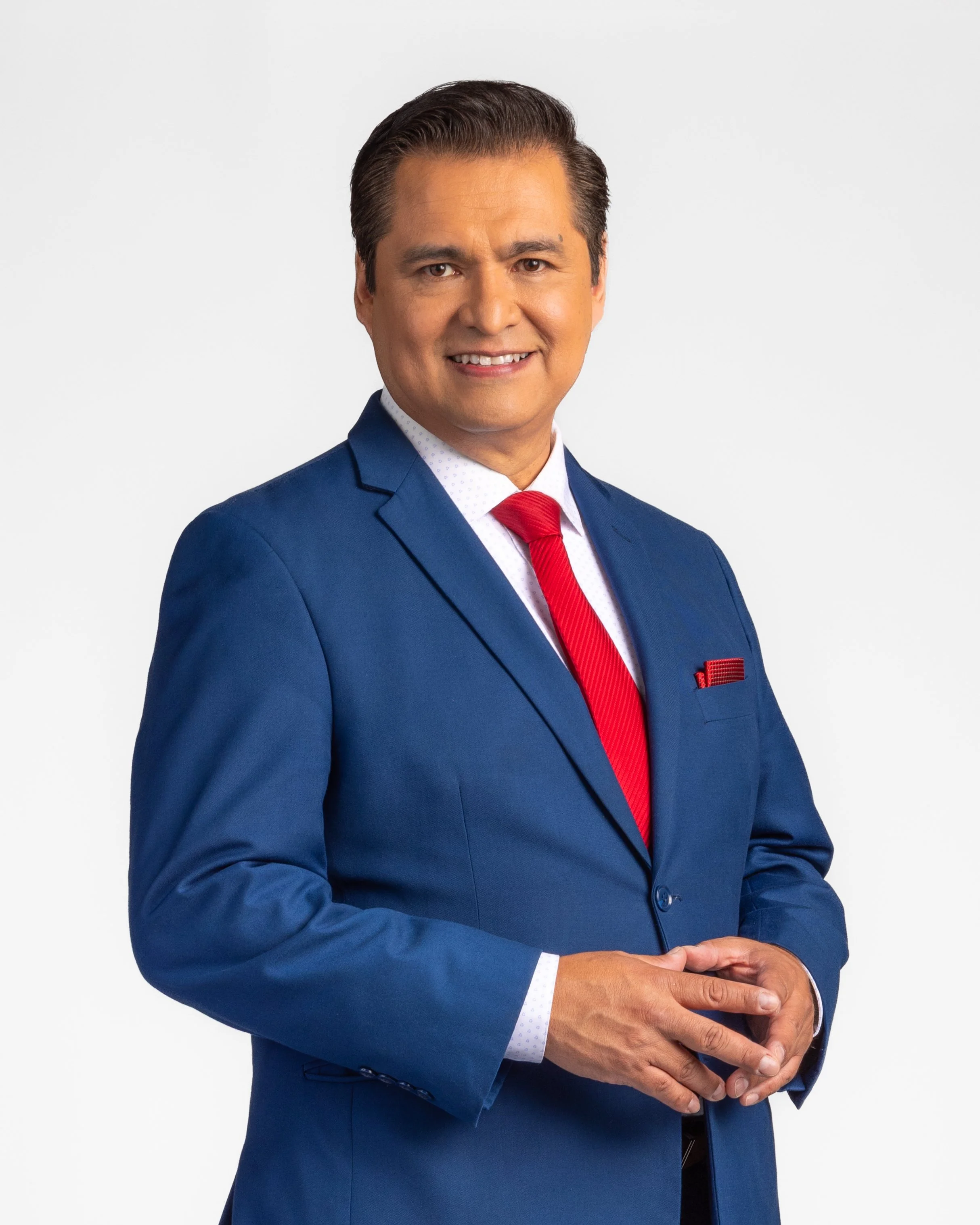 Alejandro Luna 07_09_2025_013_4x5.jpg