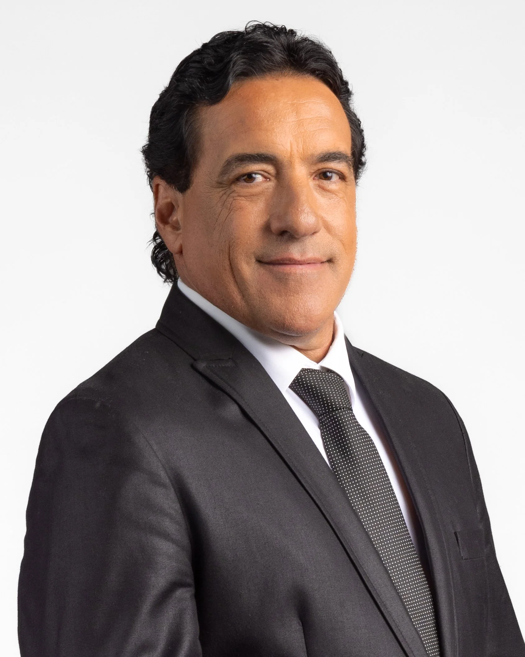 Álvaro Izquierdo 07_09_2025_009_4x5.jpg