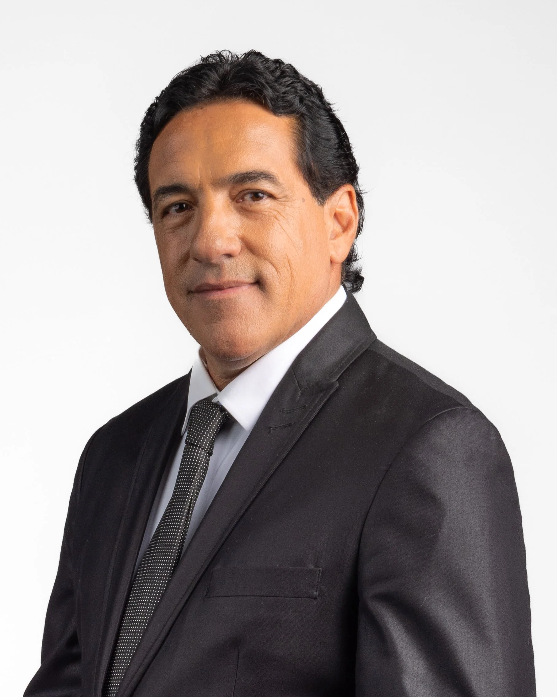 Álvaro Izquierdo 07_09_2025_011_4x5.jpg