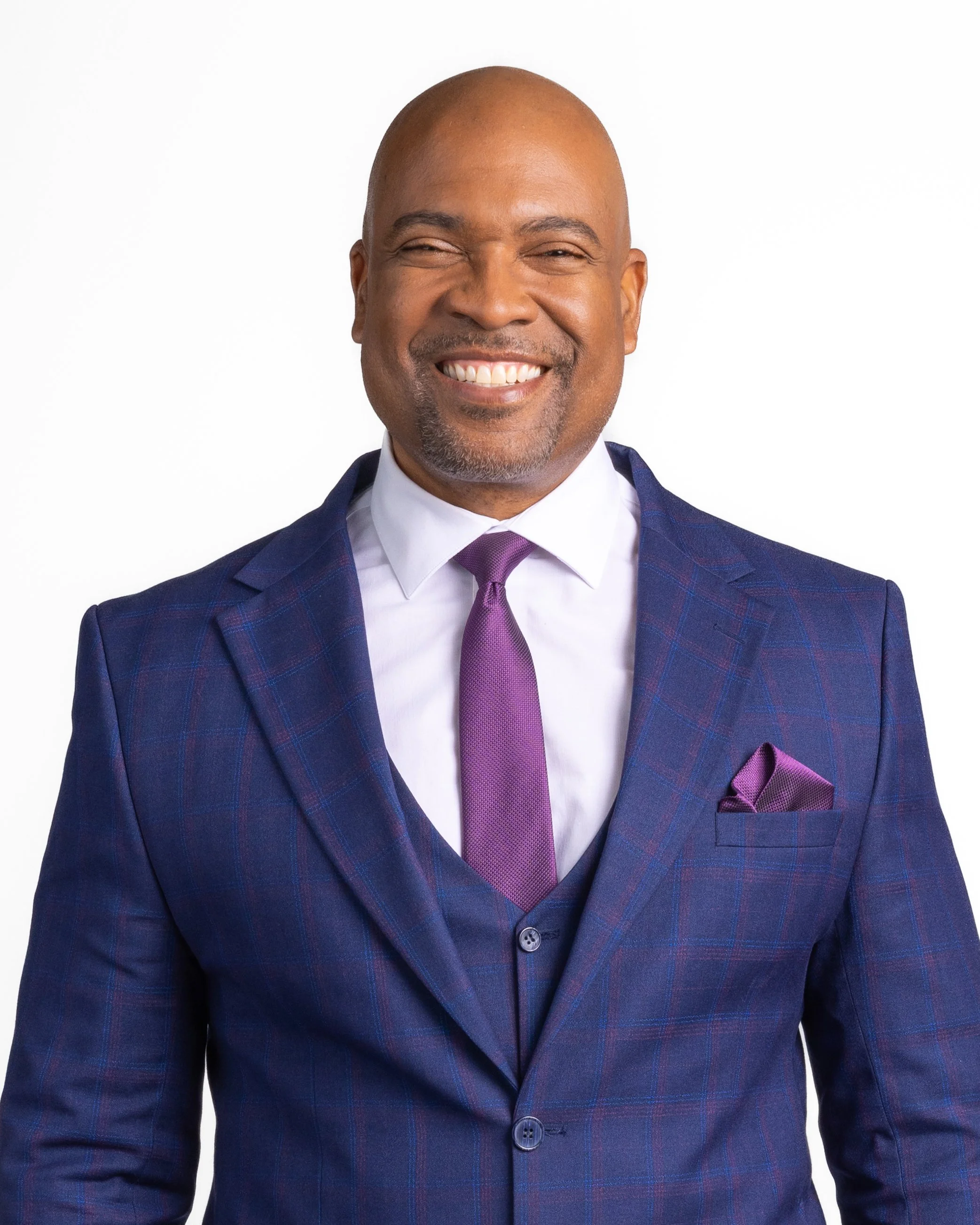 Carlos Alvarez 05_29_2025_012_4x5.jpg