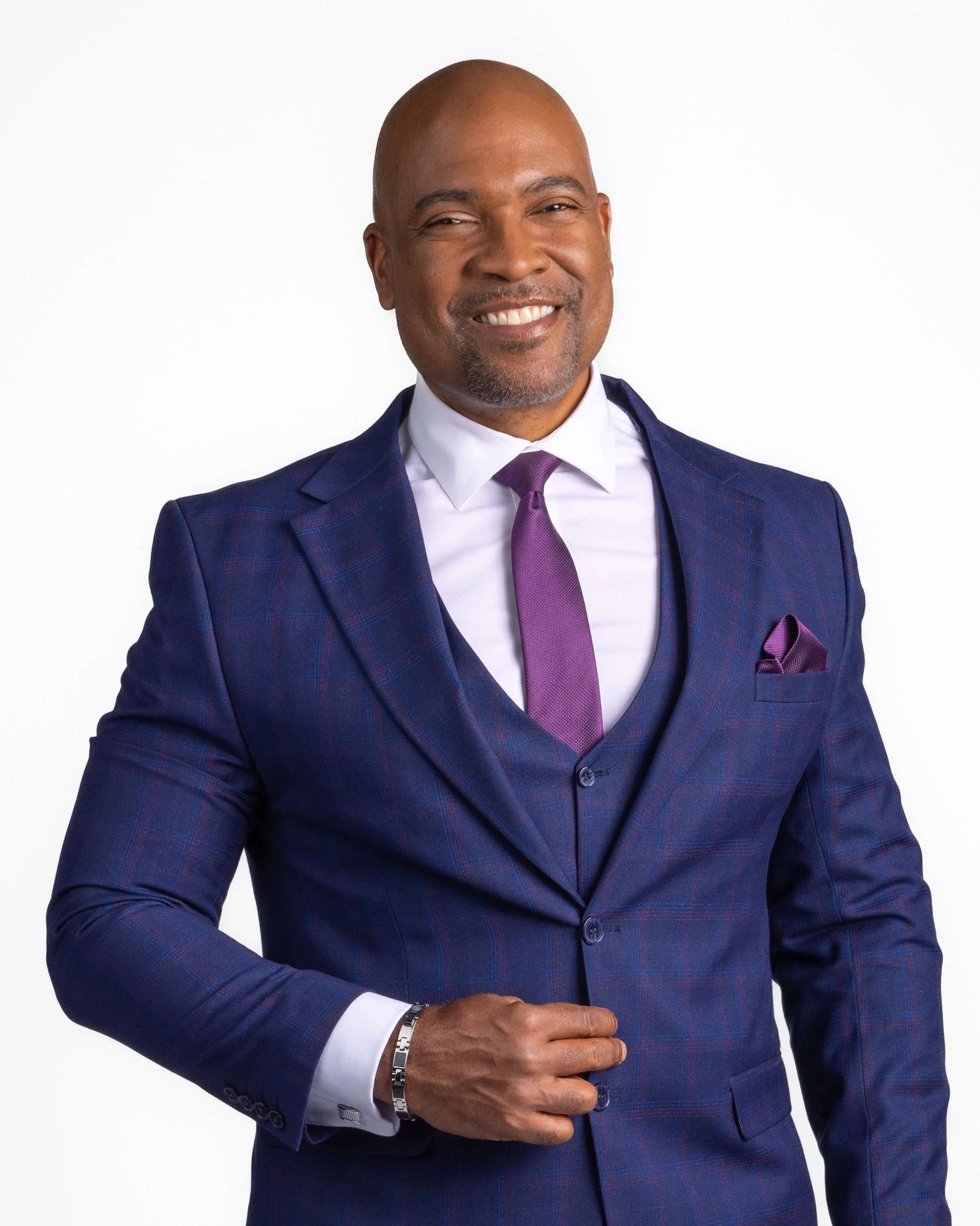 Carlos Alvarez 05_29_2025_018_4x5.jpg