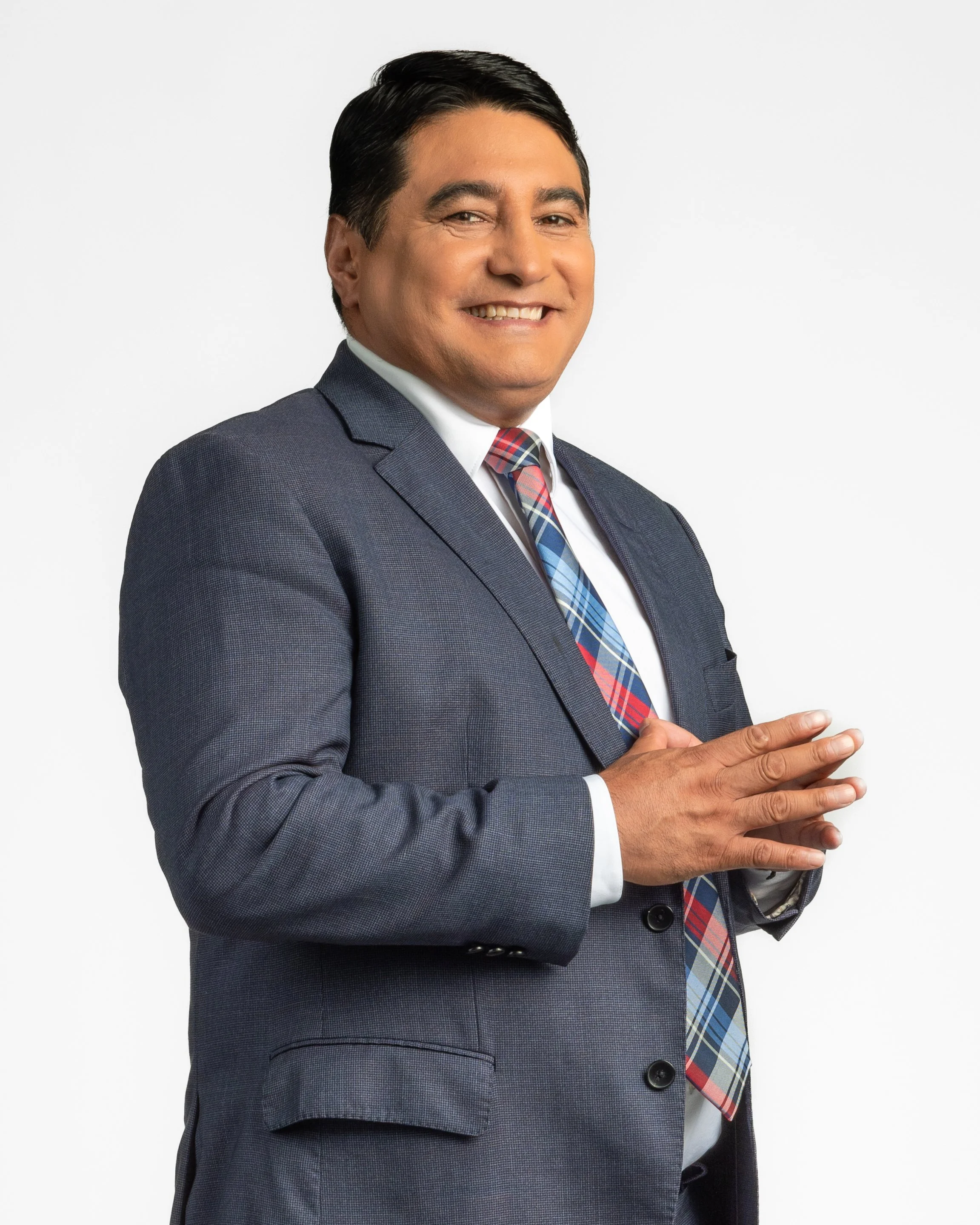 Erik Morales 07_09_2025_032_4x5.jpg