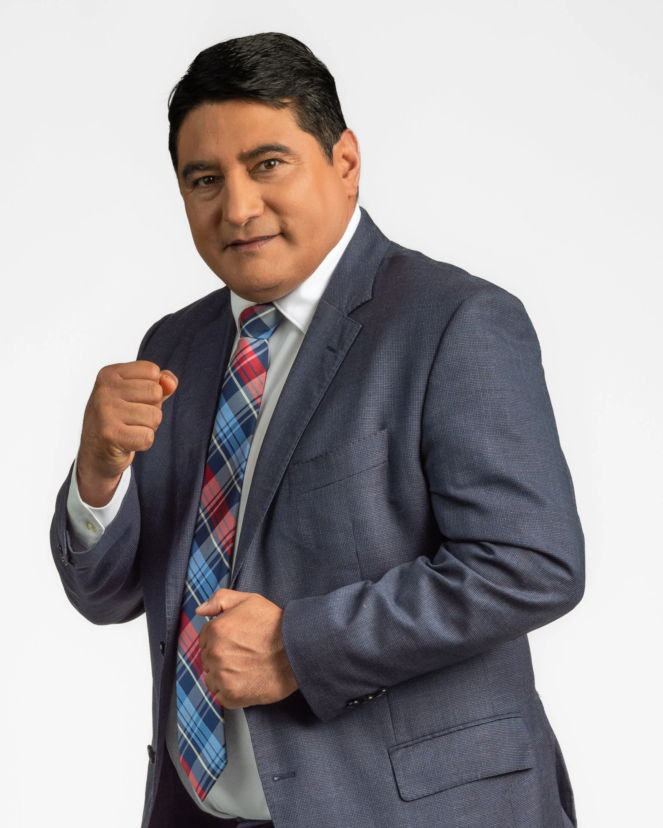 Erik Morales 07_09_2025_043_4x5.jpg