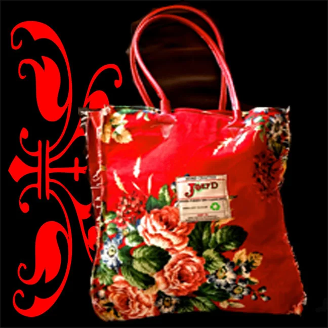 edinburgh shopper red.jpg