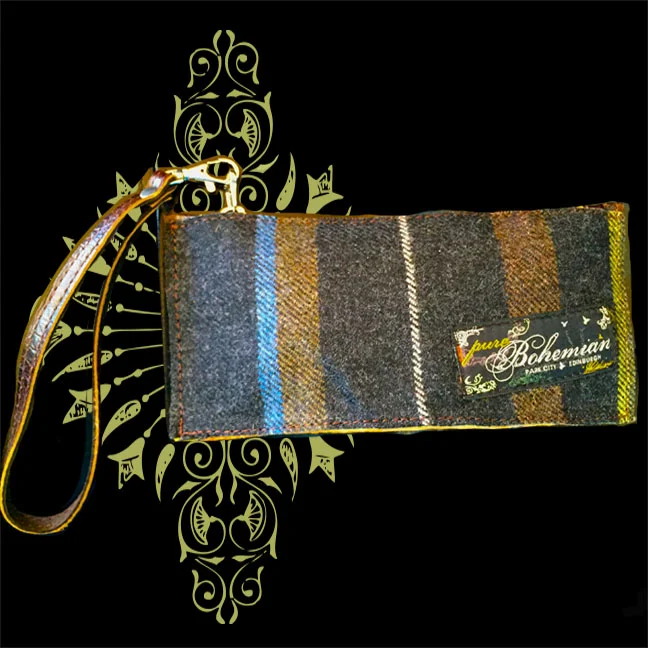 Clutch lauren grey.jpg