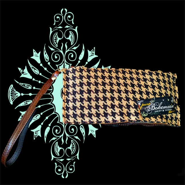 Clutch 2 octavian.jpg