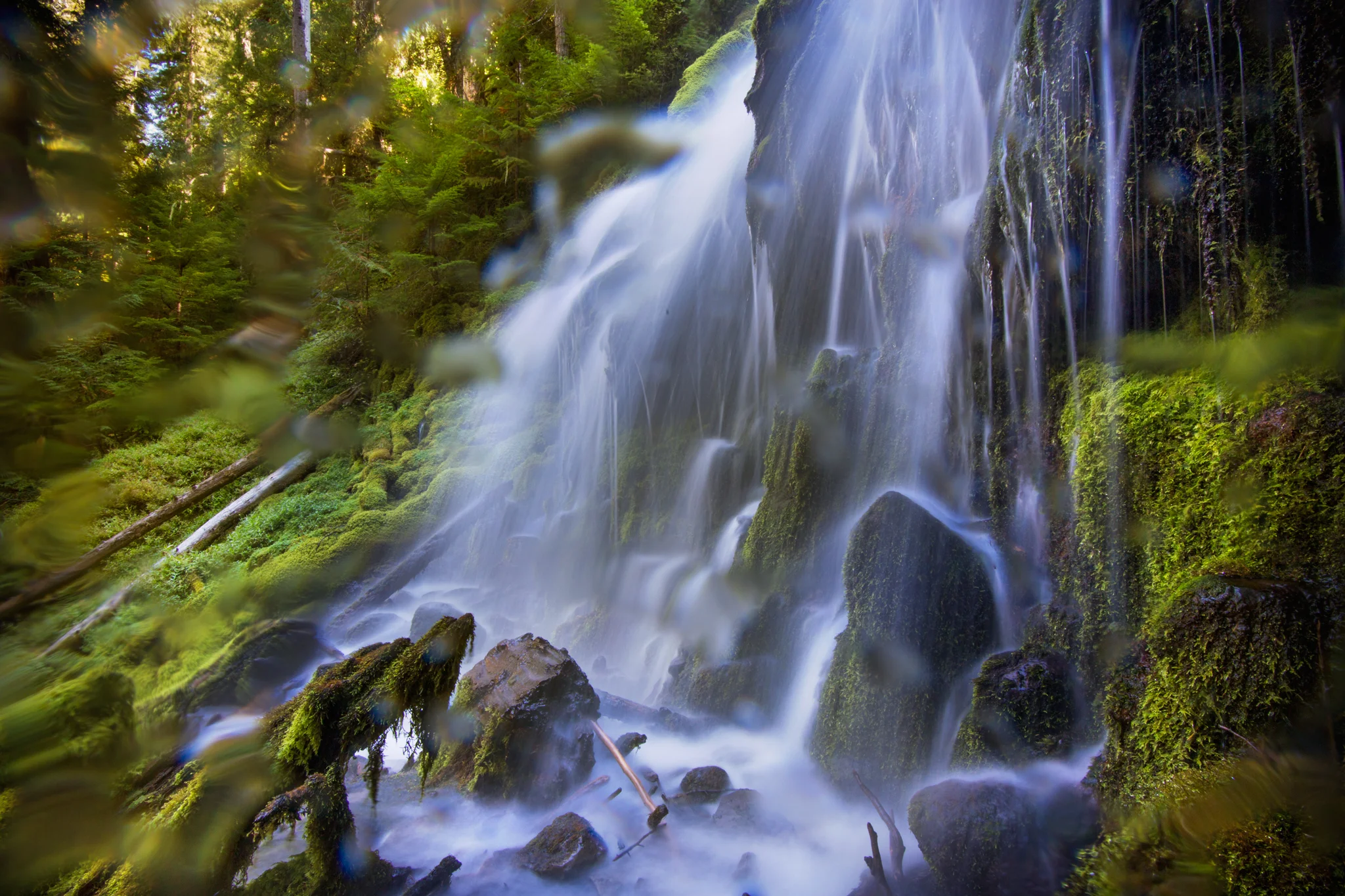 Close up of the falls.