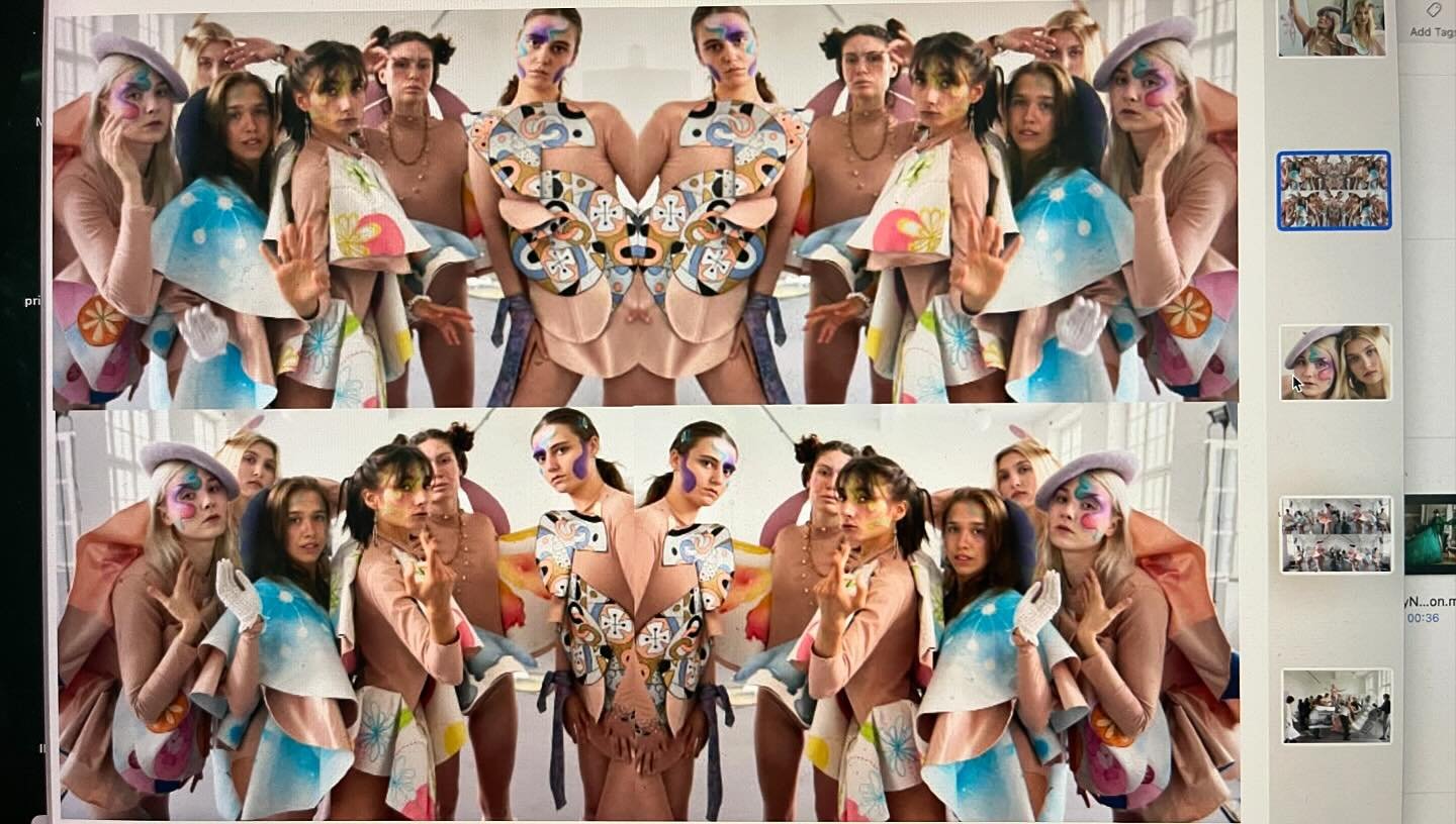 #firstday #workshop @trierfashionofficial #tableaux vivant #gesamtkunstwerk #dada #dadaism 
sem project , theme #hilmaafklint  curated by #professor #bettinamaiburg @jak0b.st .st #gruppenaktivit&auml;ten @soumiya.aamr  @sxrxh1511 @ma_drslr @ethereal_