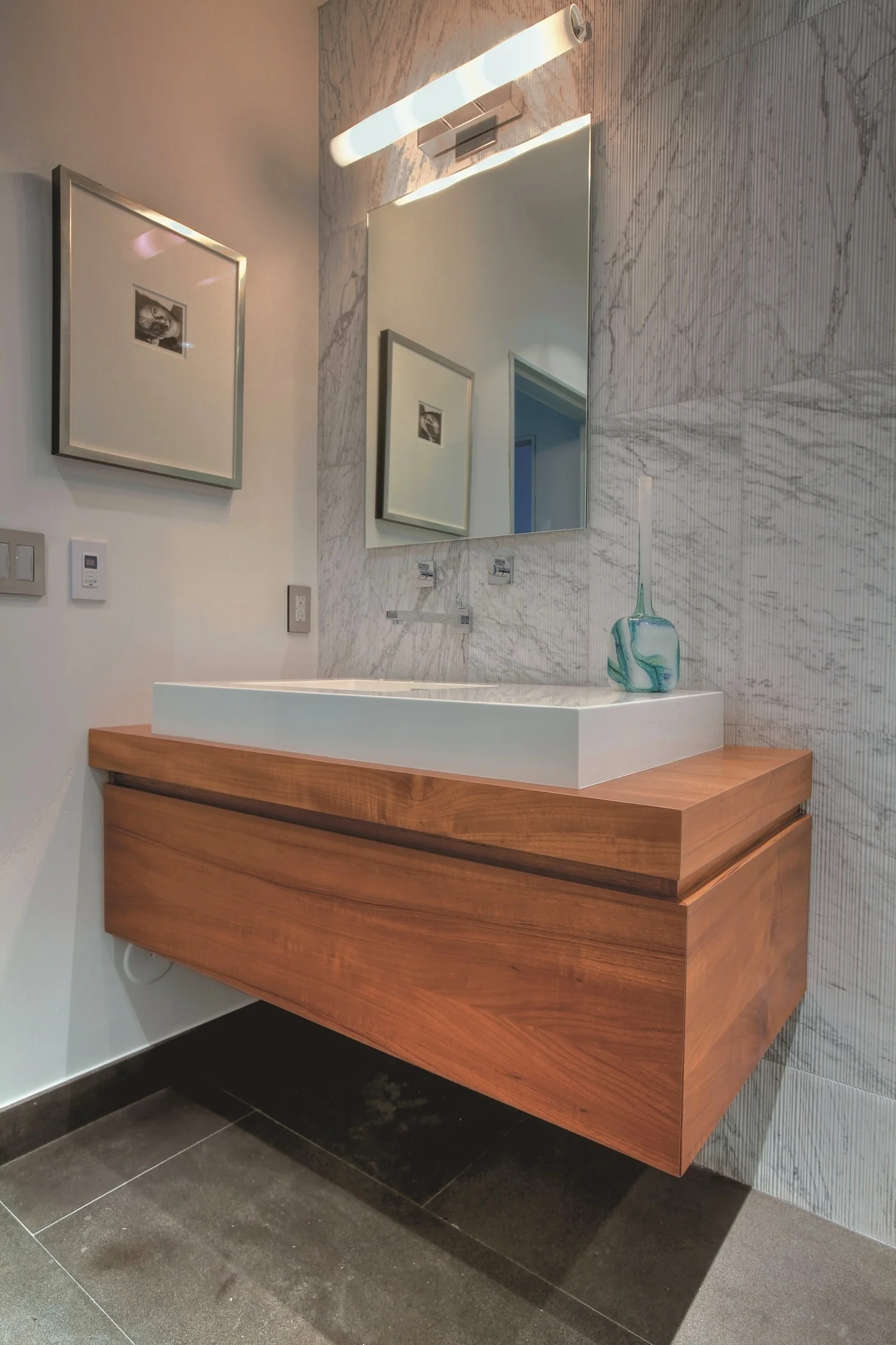 skolnik small vanity.jpg