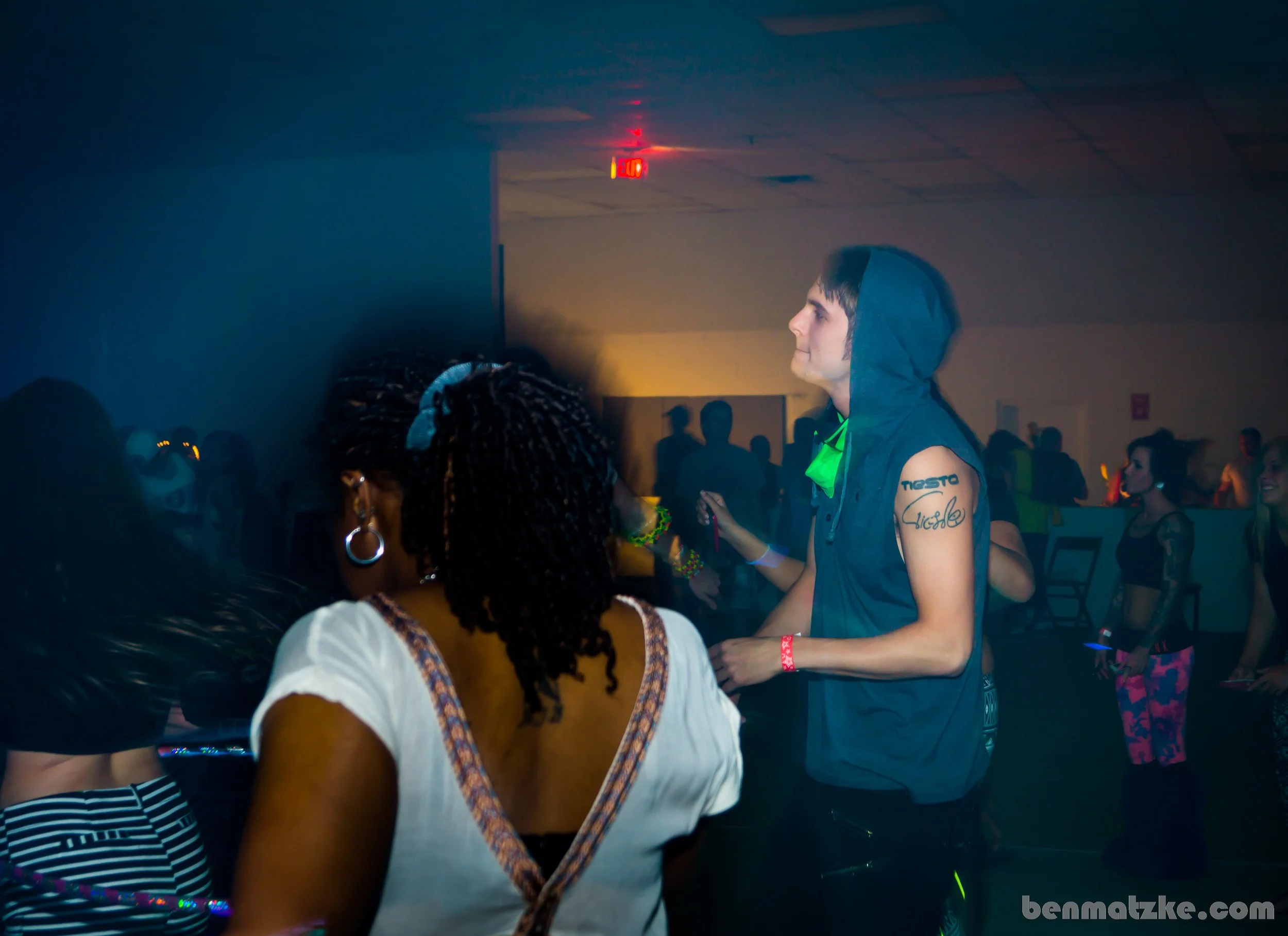 Freak Out 412-Backup_00001.jpg