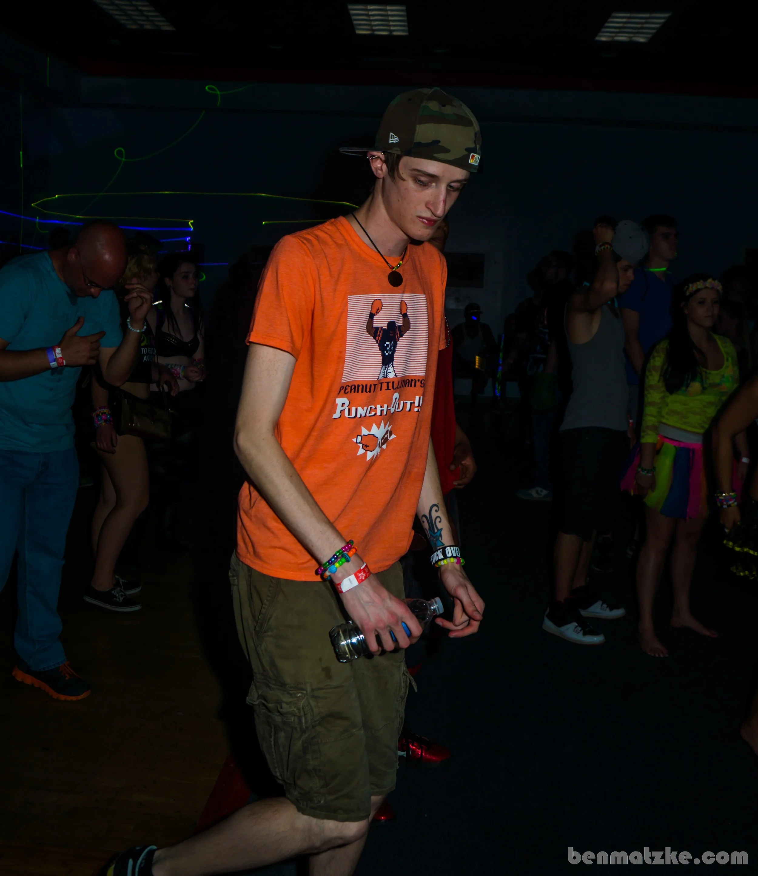 Freak Out 412-Backup_00050.jpg