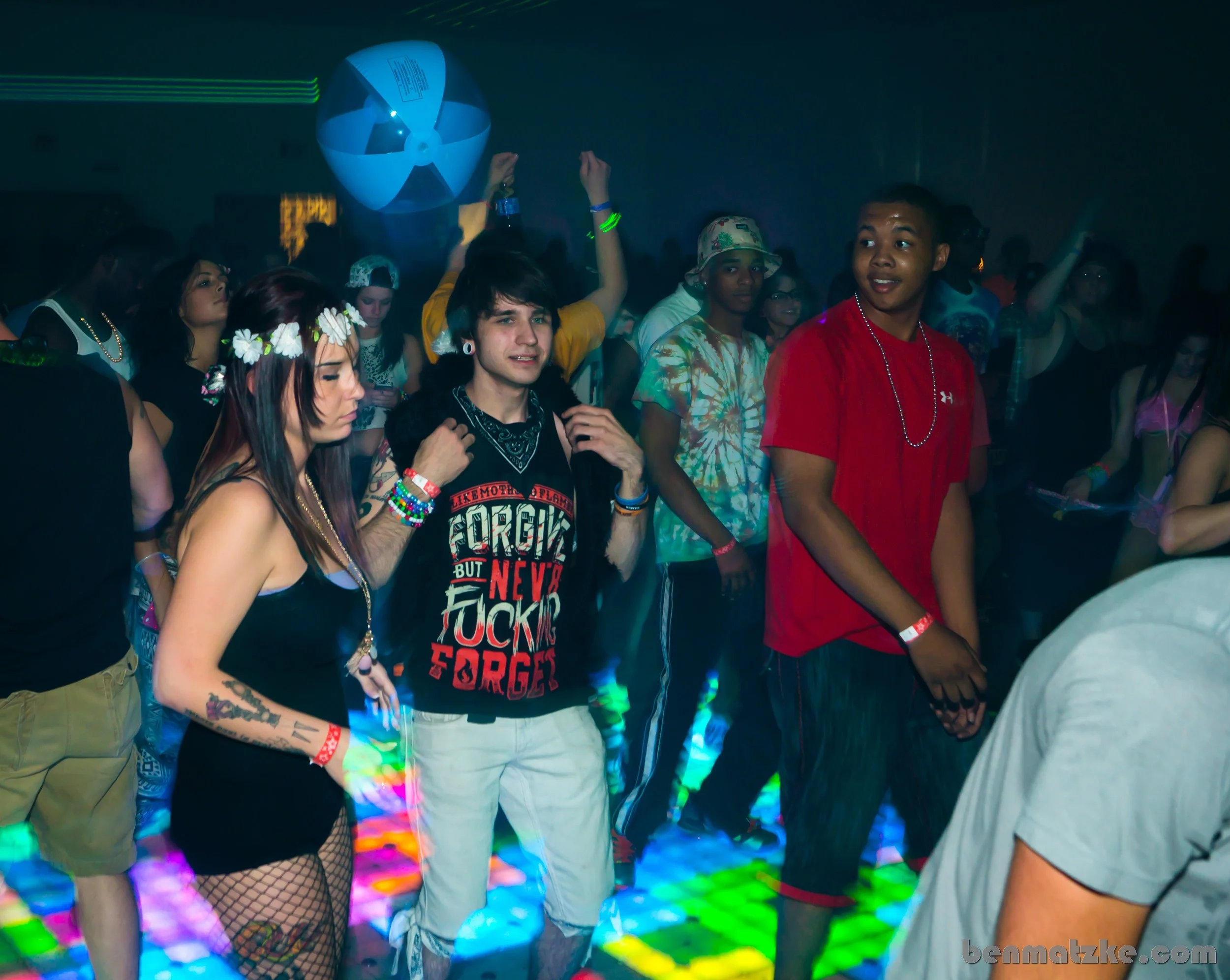 Freak Out 412-Backup_00063.jpg