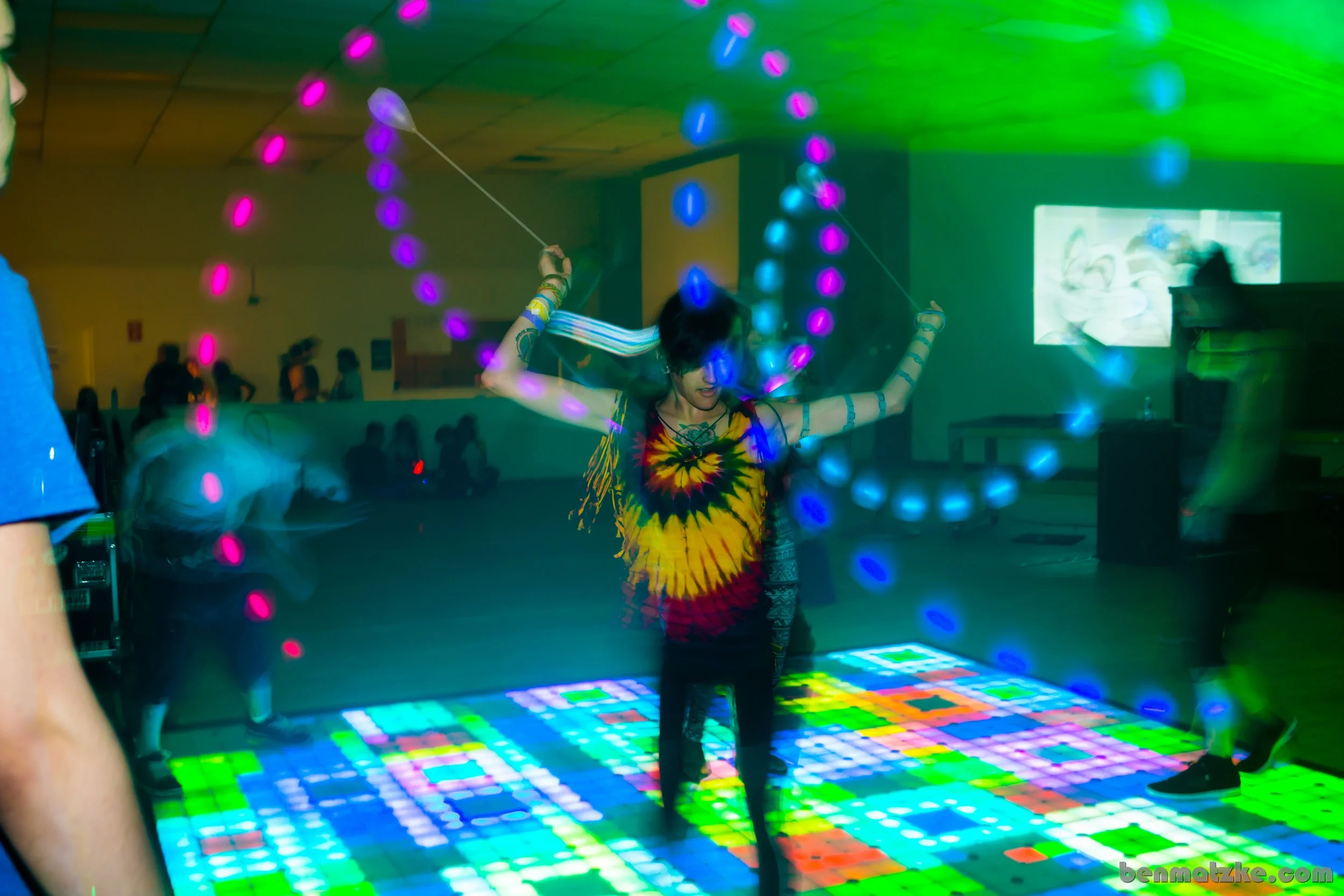 Freak Out 412-Backup_00003.jpg