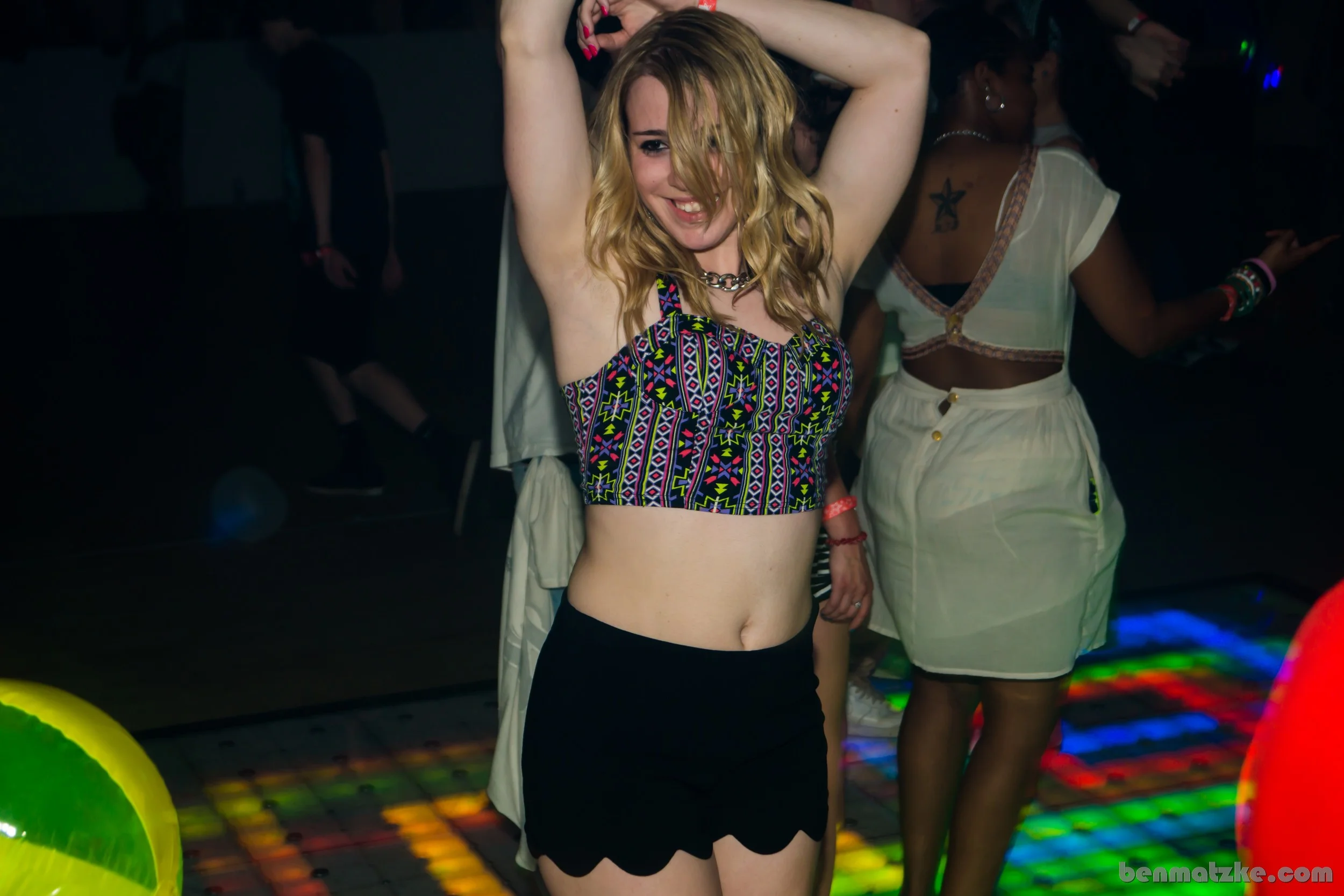 Freak Out 412-Backup_00092.jpg