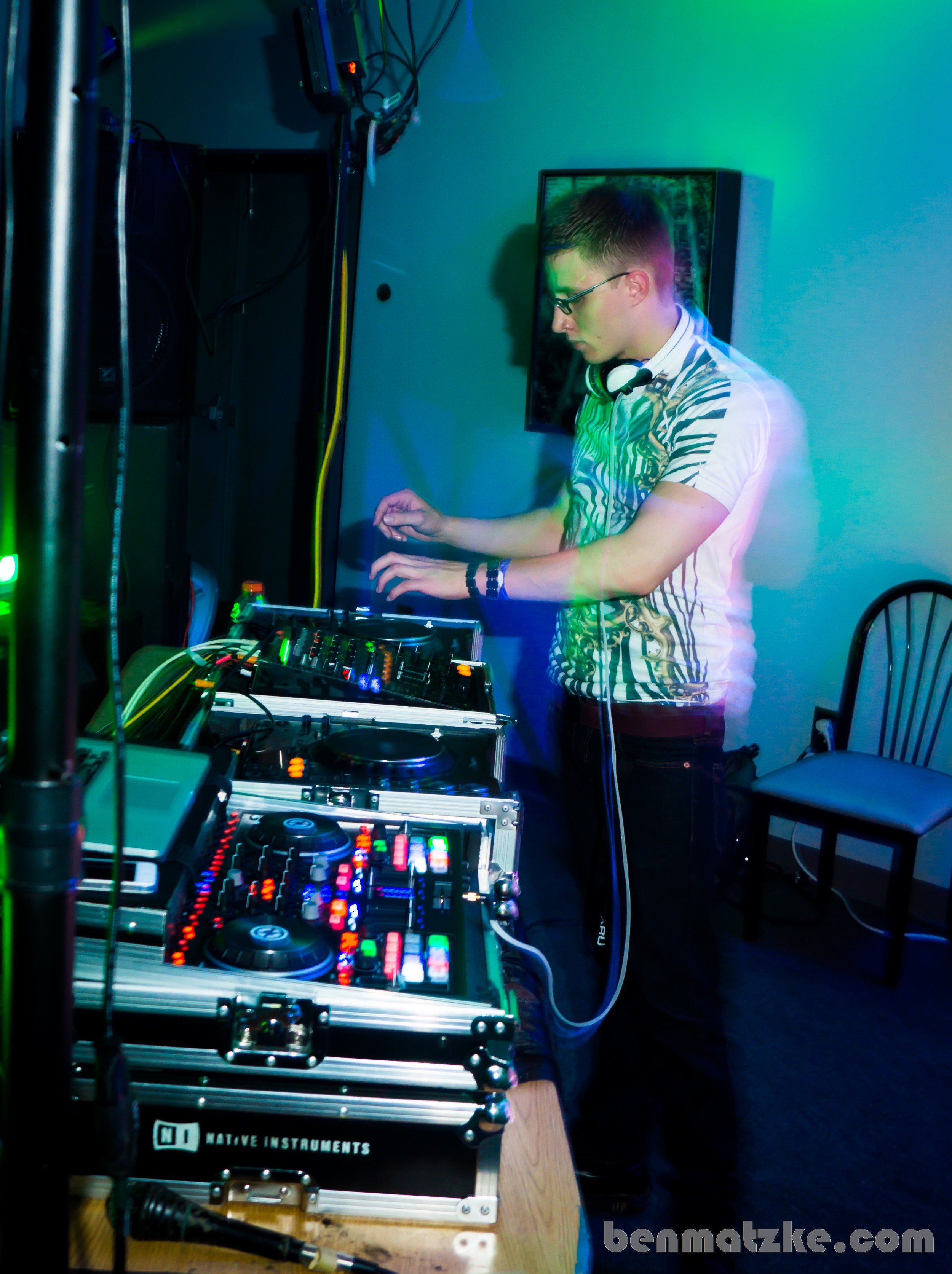 Freak Out 412-Backup_00110.jpg