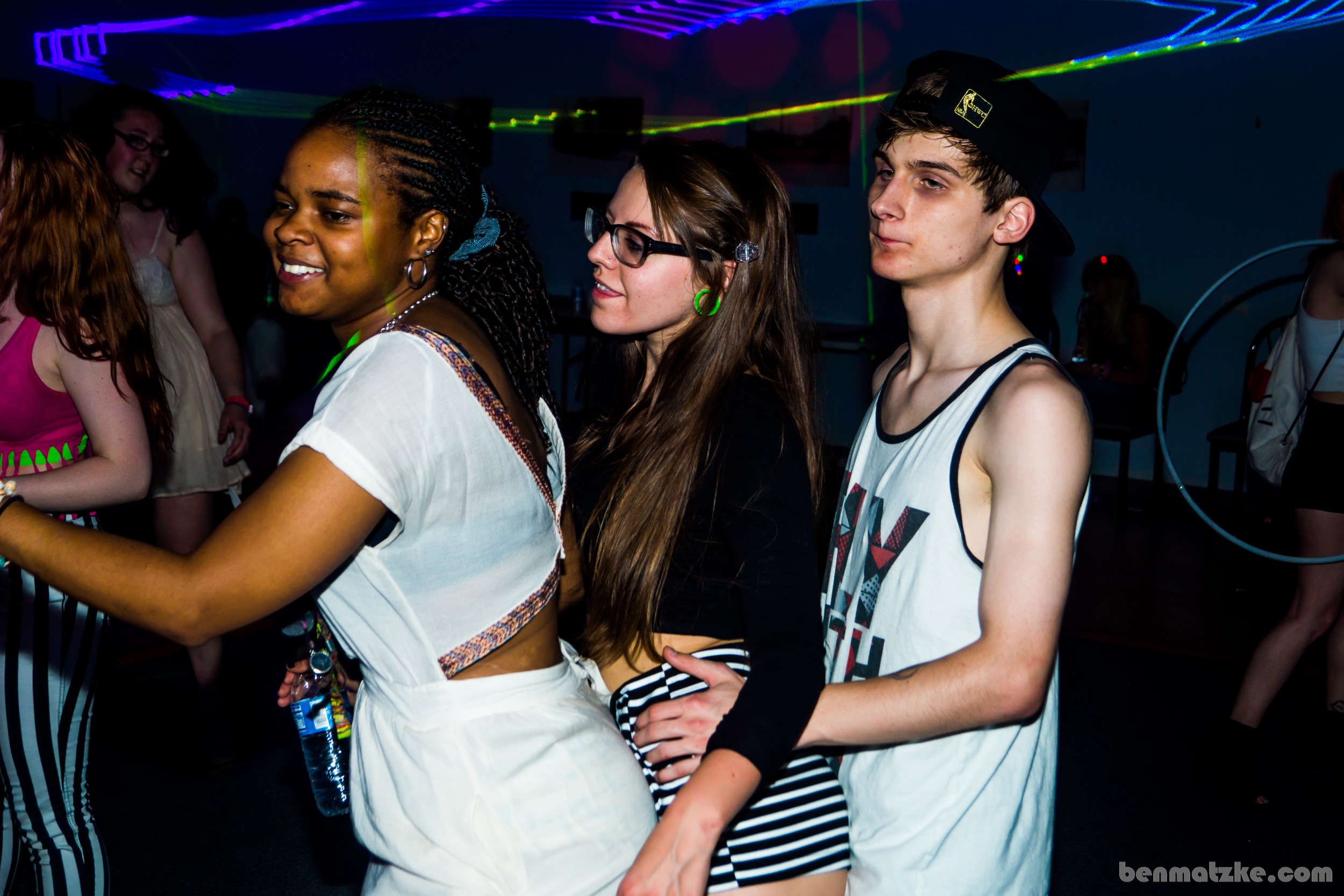 Freak Out 412-Backup_00112.jpg