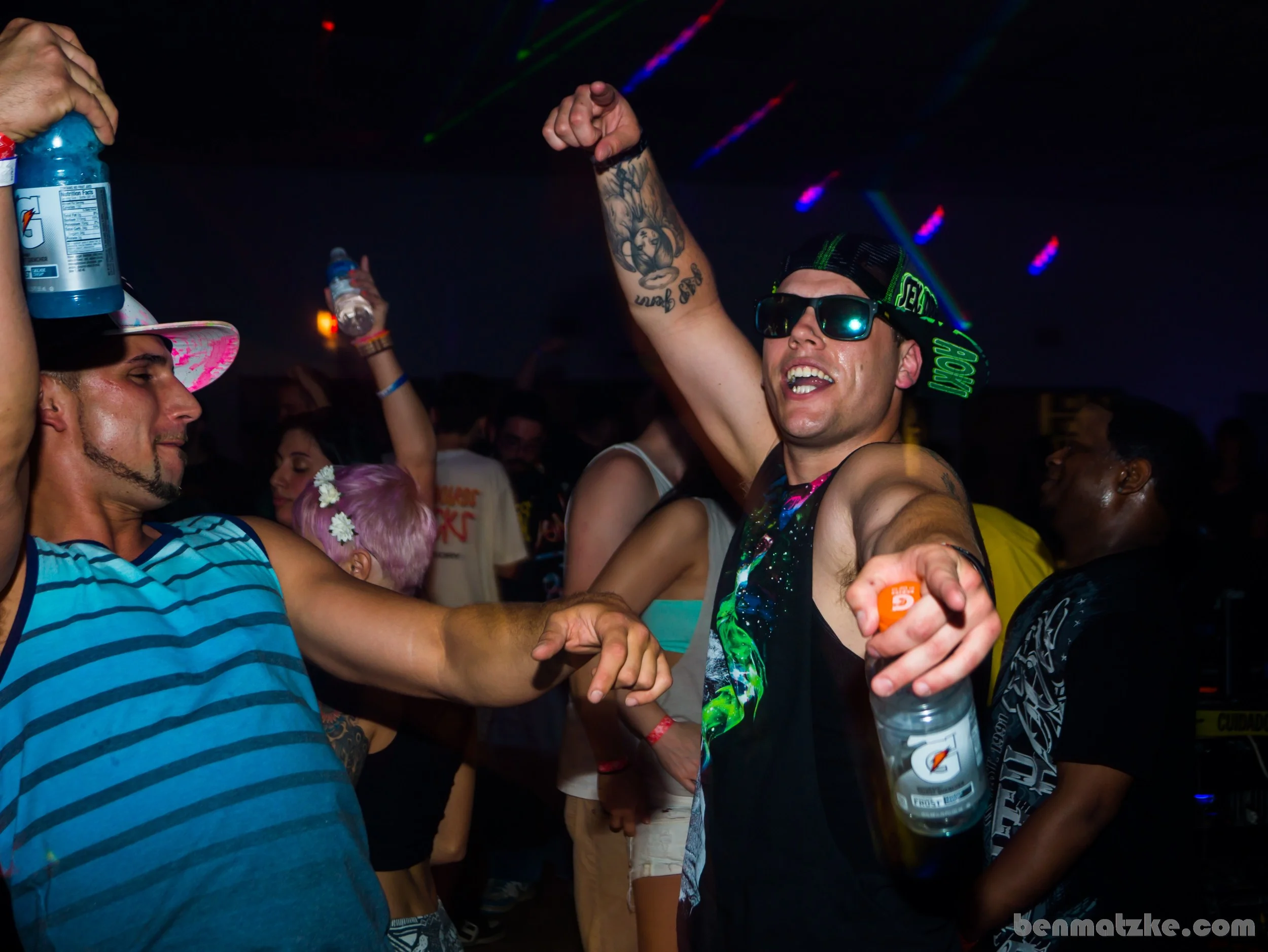 Freak Out 412-Backup_00138.jpg