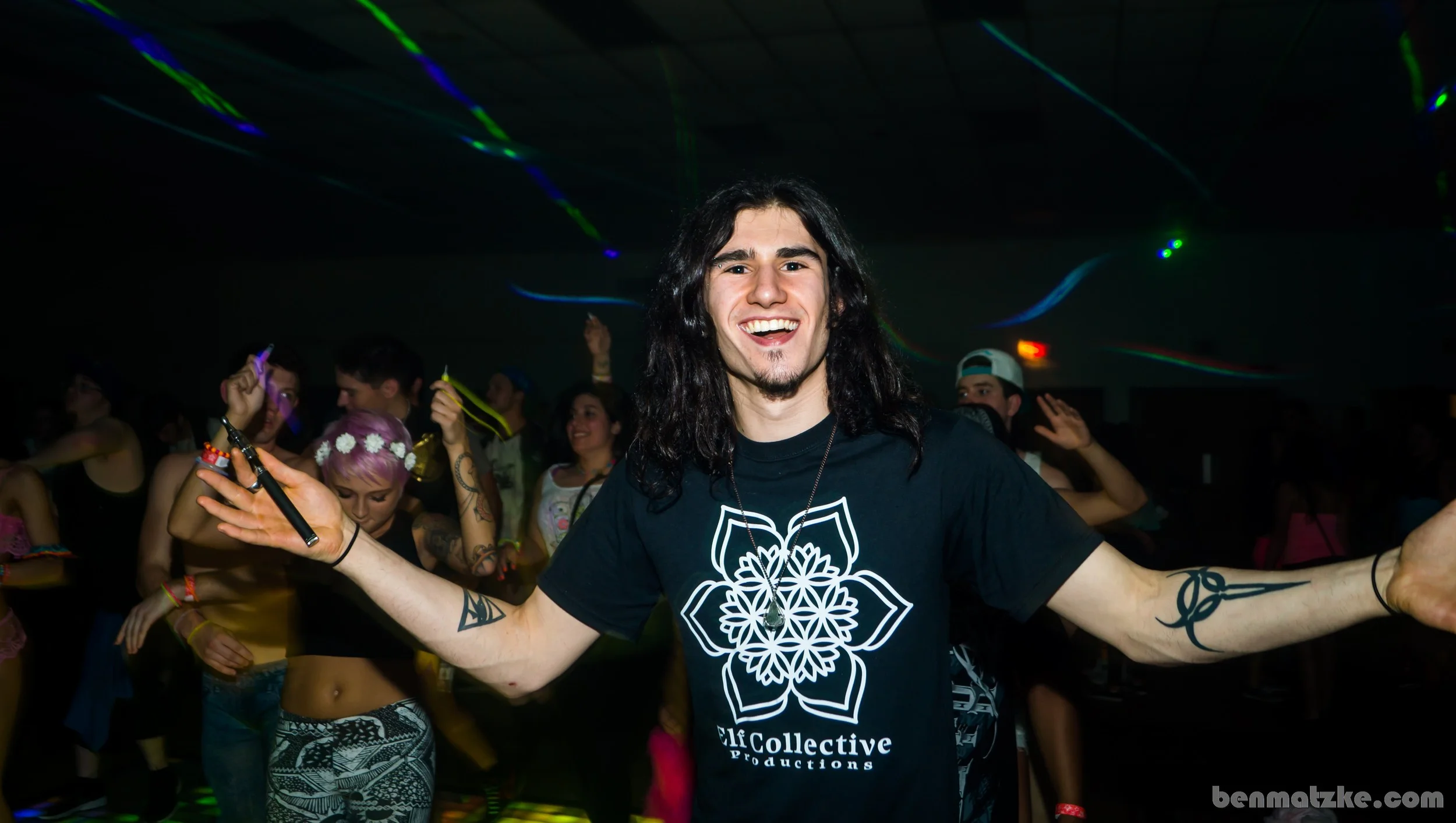 Freak Out 412-Backup_00143.jpg