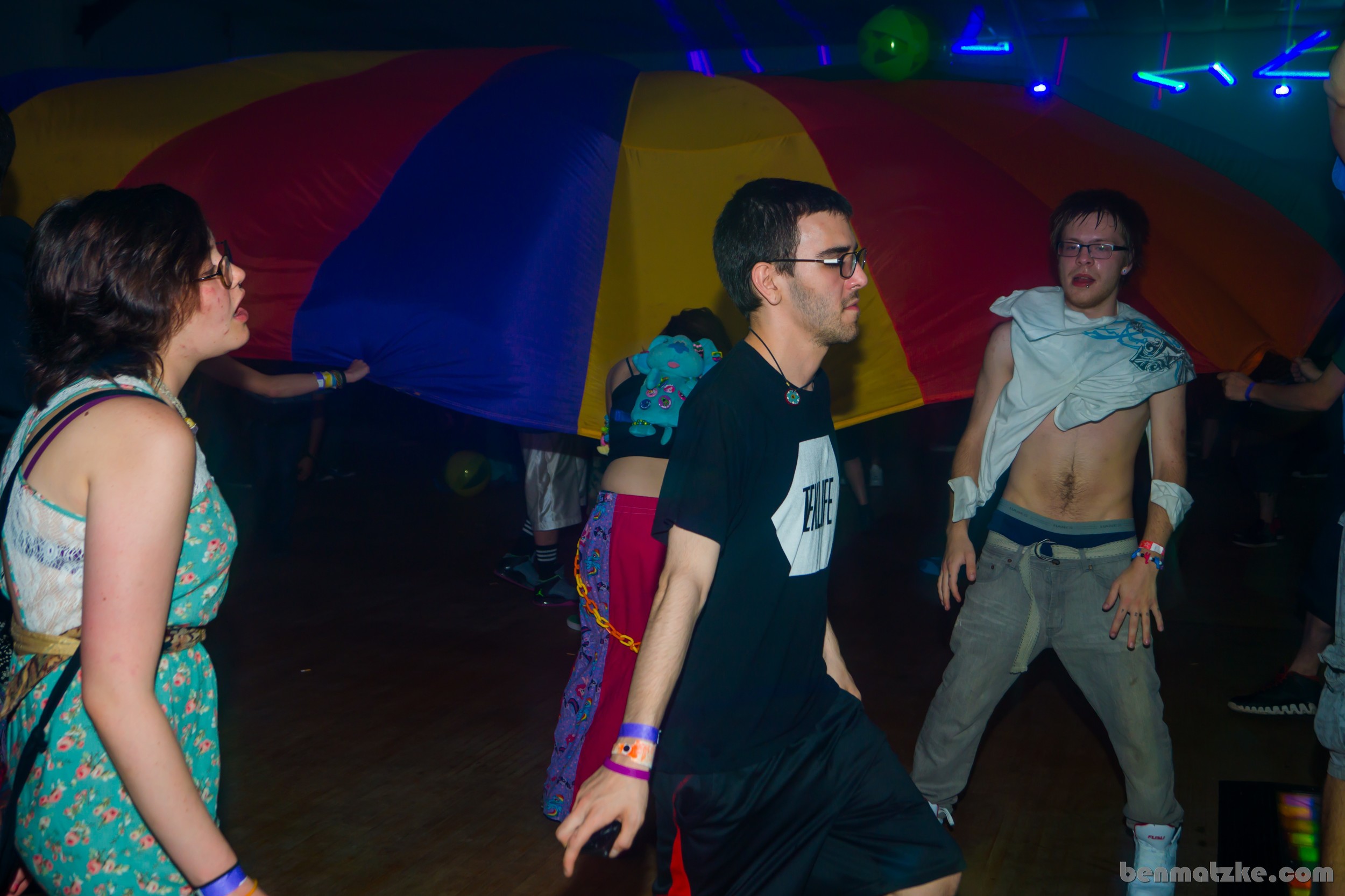 Freak Out 412-Backup_00158.jpg