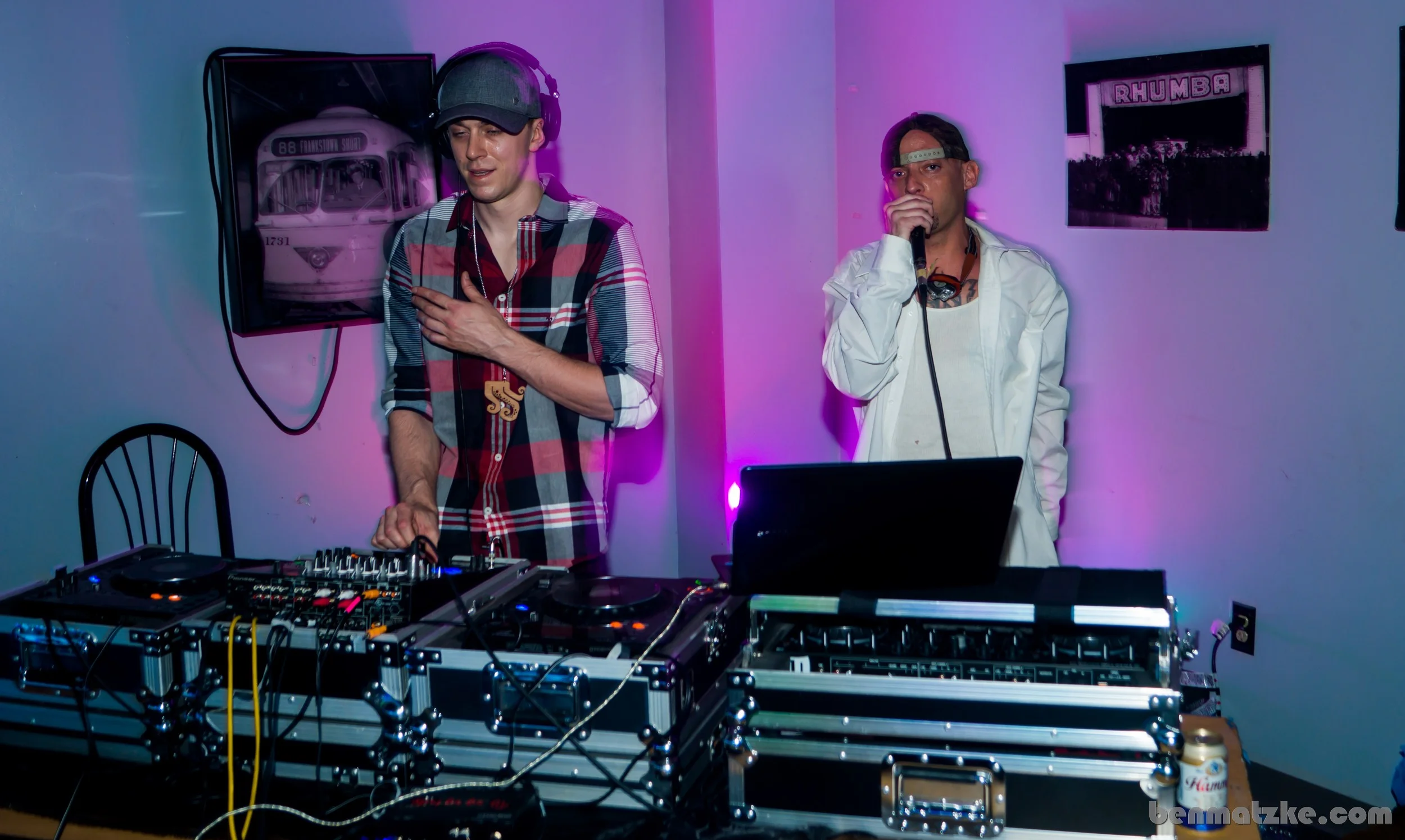 Freak Out 412-Backup_00166.jpg