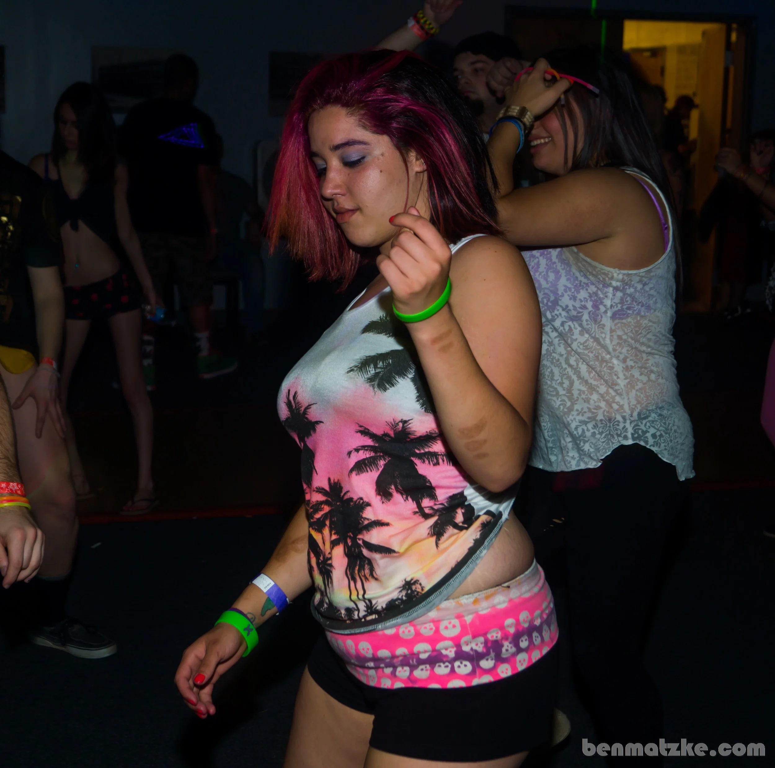 Freak Out 412-Backup_00168.jpg