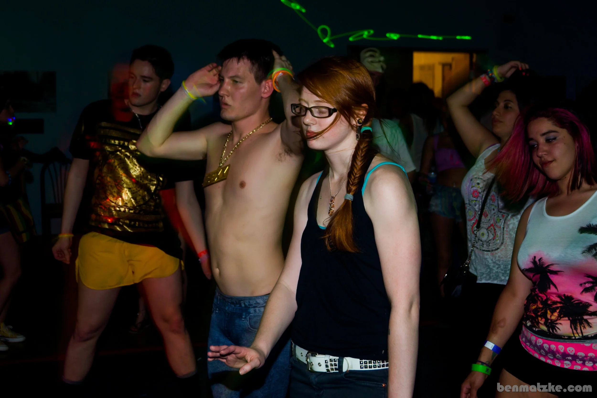 Freak Out 412-Backup_00169.jpg