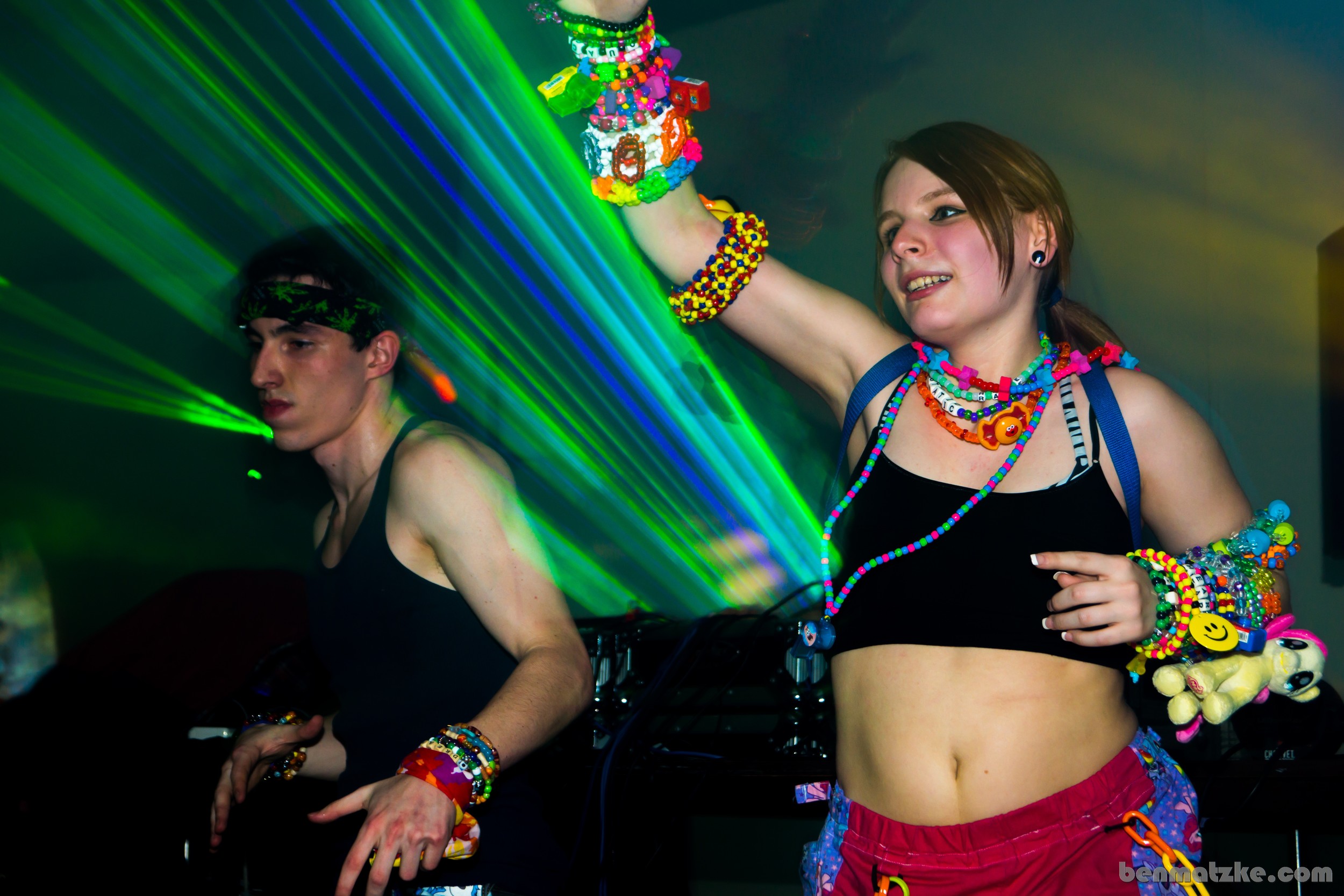 Freak Out 412-Backup_00172.jpg