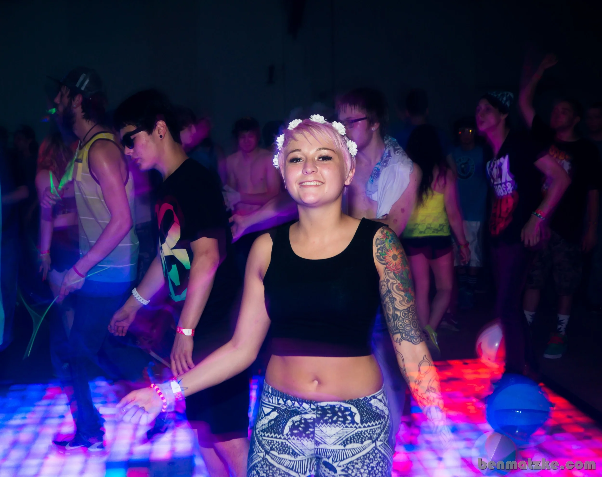 Freak Out 412-Backup_00187.jpg