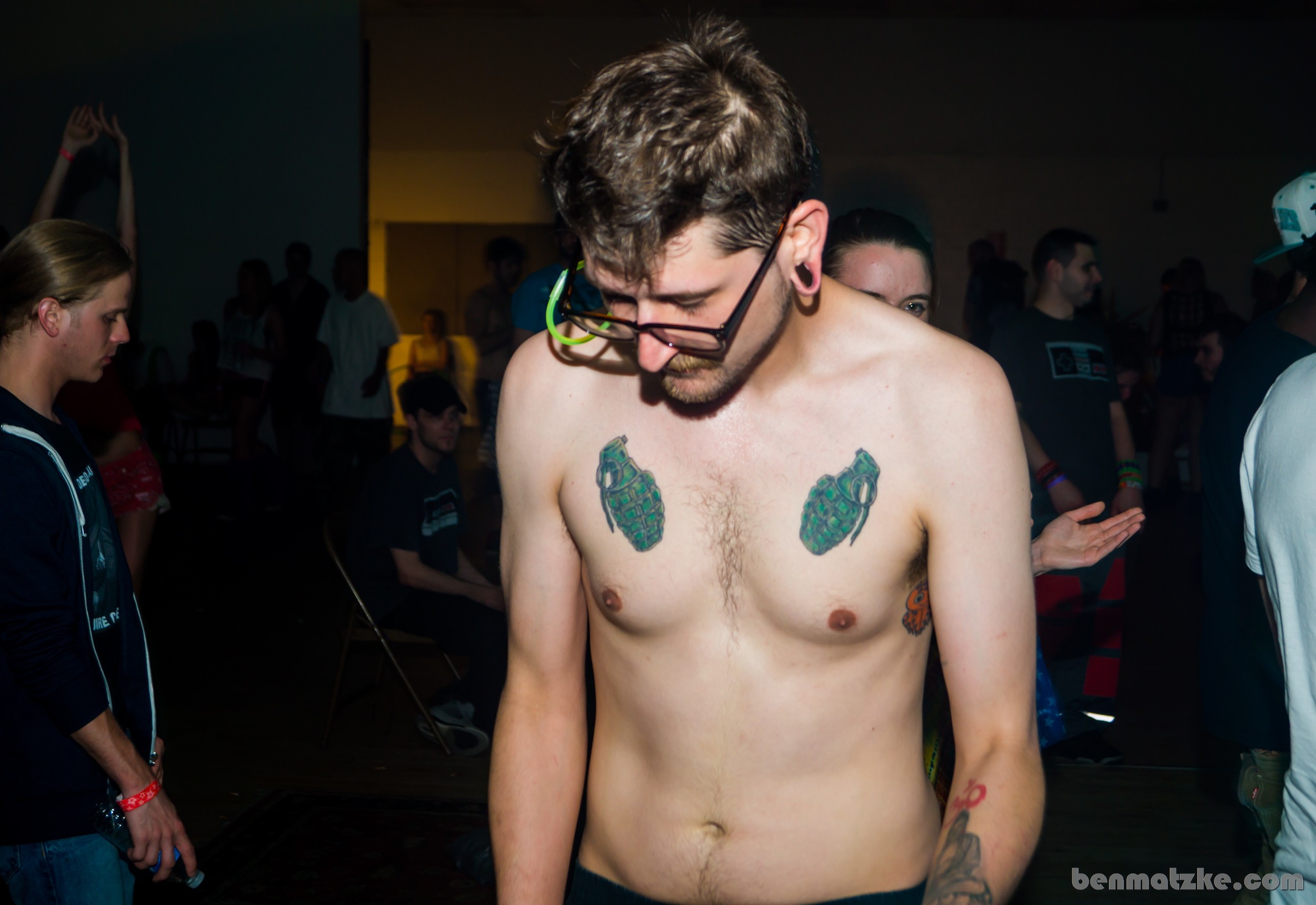 Freak Out 412-Backup_00206.jpg