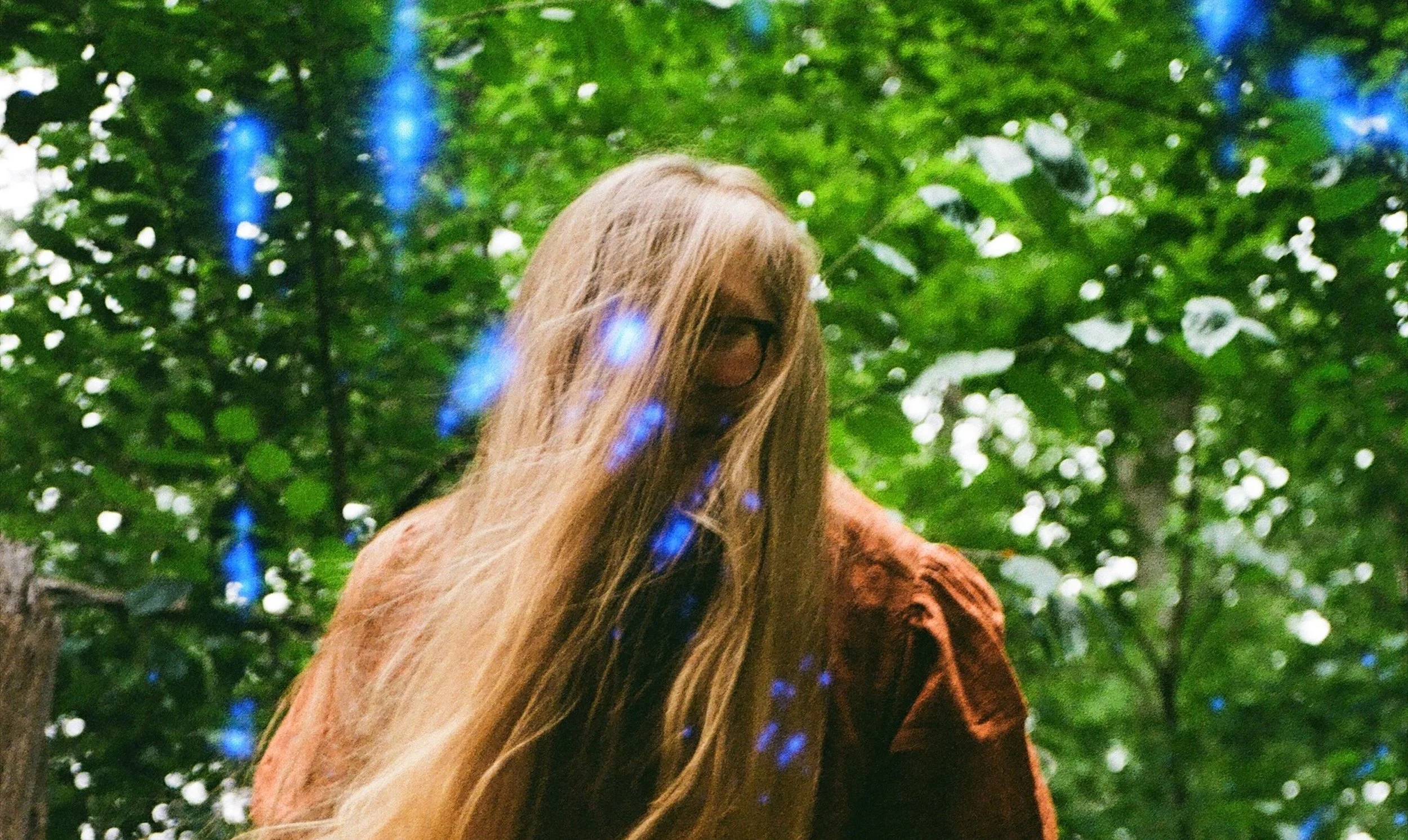 spotify header long hair.jpeg