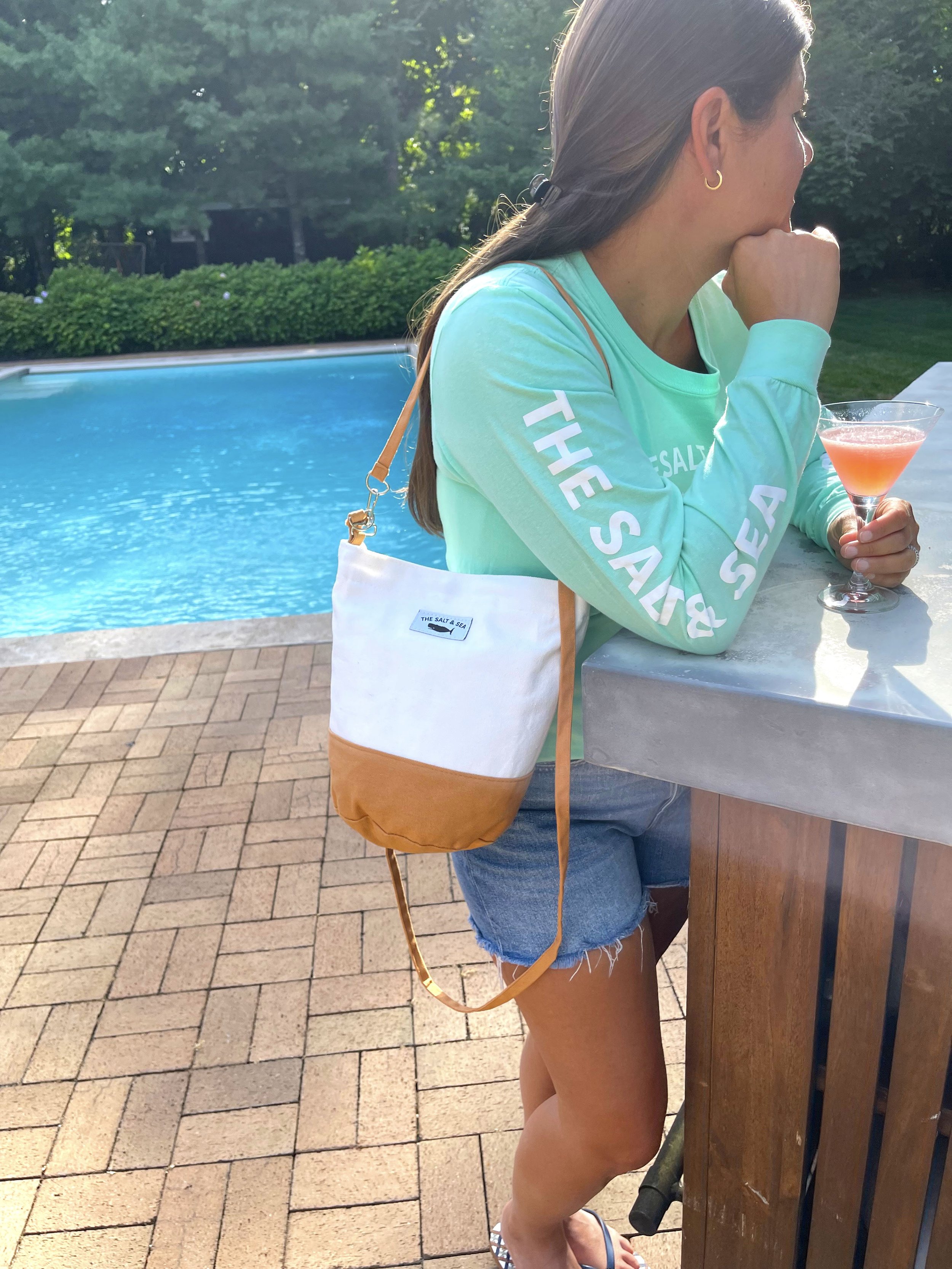 NewCanvasWhiteBagJess5.jpg