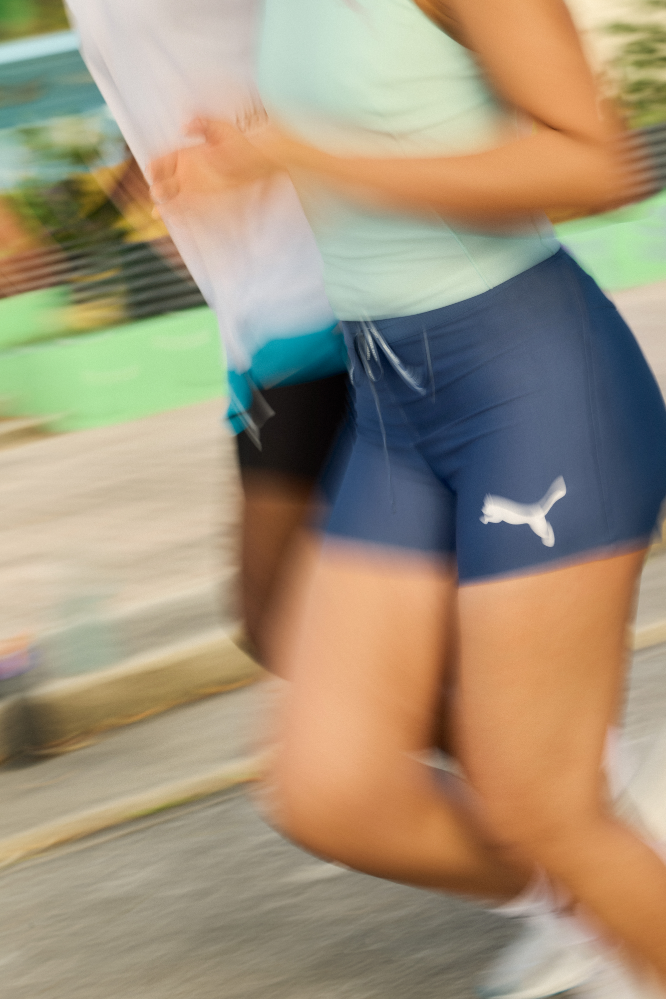 LOW RES 2000x2000-25AW_PNA_RT_BTS_Wind-Sprints-Group_8218_RGB.png