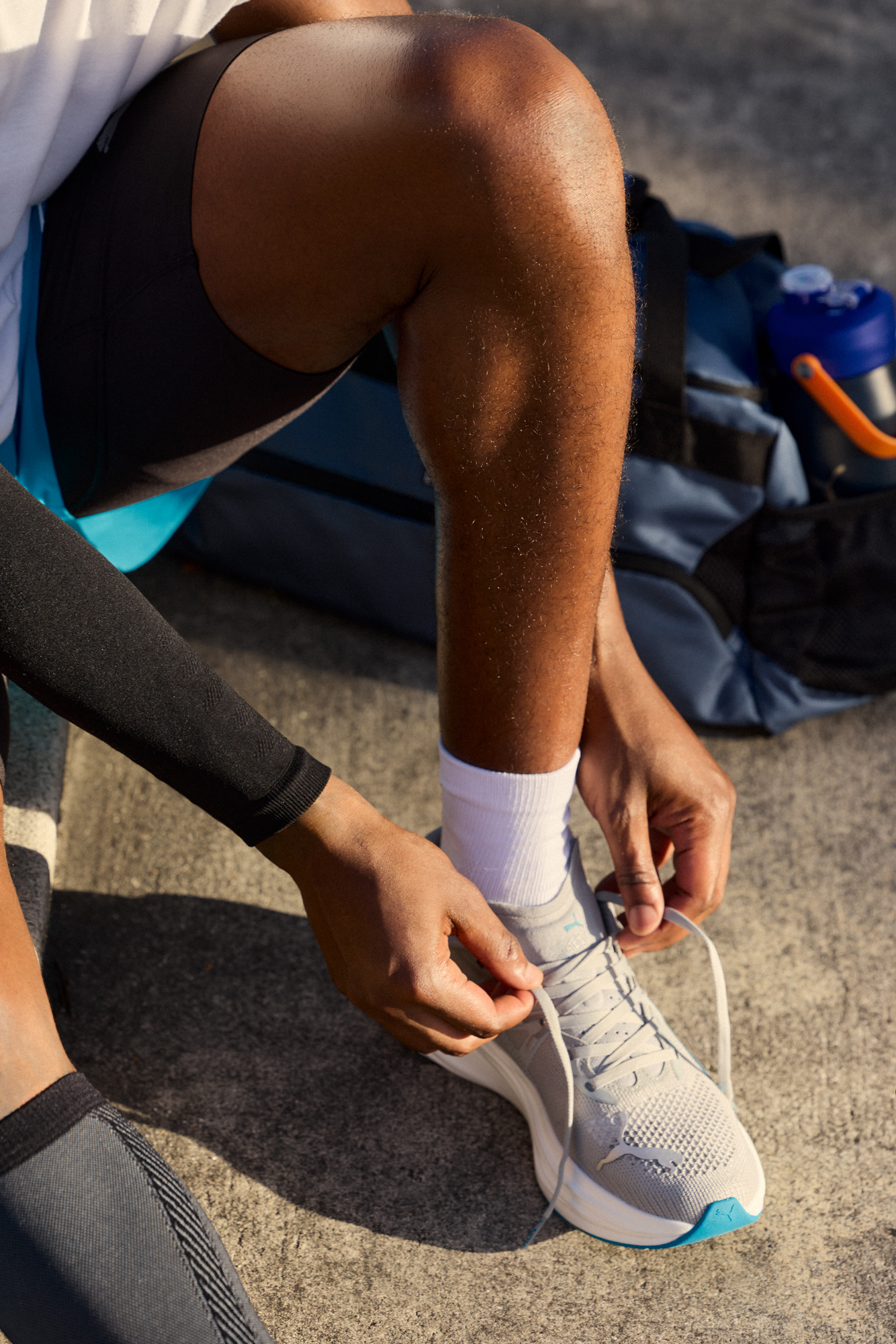 LOW RES 2000x2000-25AW_PNA_RT_BTS_Wind-Sprints-Group_8565_RGB.png