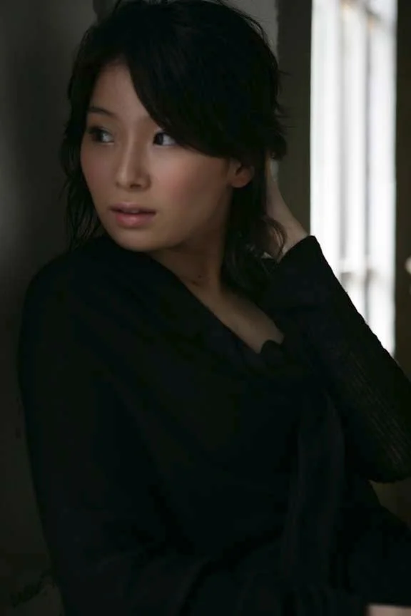    "I create a lesson around each students' ability and sensibility aspiring from their love of music while encouraging their skills and techniques as they play."&nbsp;   