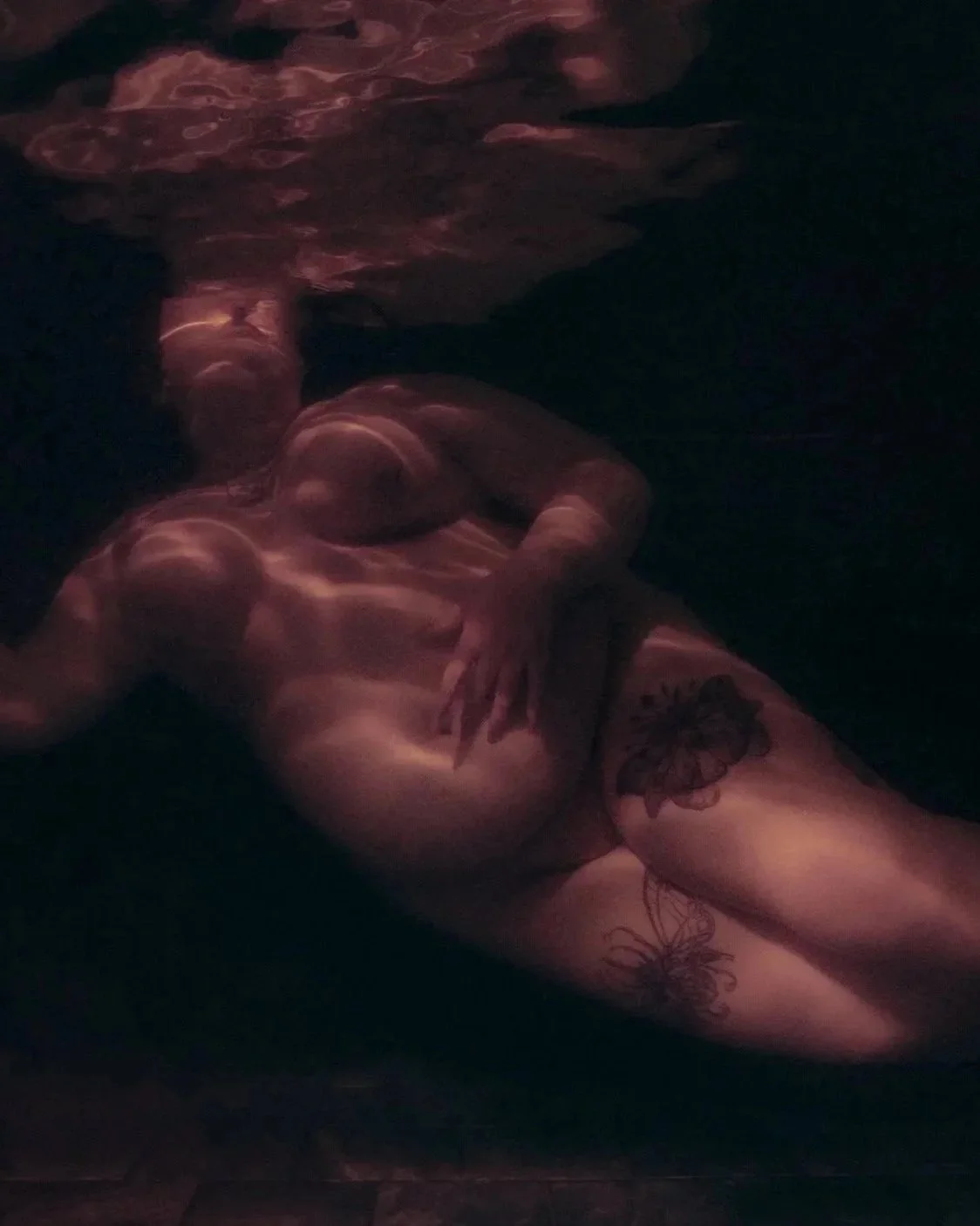 OceanINK_Kiera_EdgeofHer_UW_1.jpg