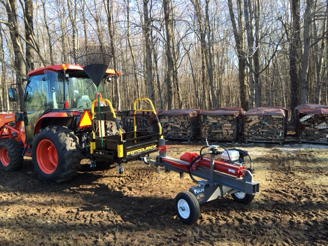Kubota Bigtoolrack and Timberwolf Logsplitter
