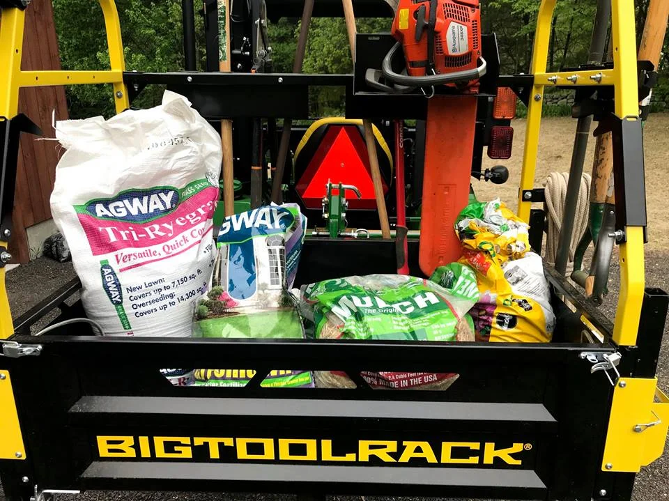 Bigtoolrack tractor cargo carrier