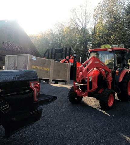 BTR-UNBOX1.gif