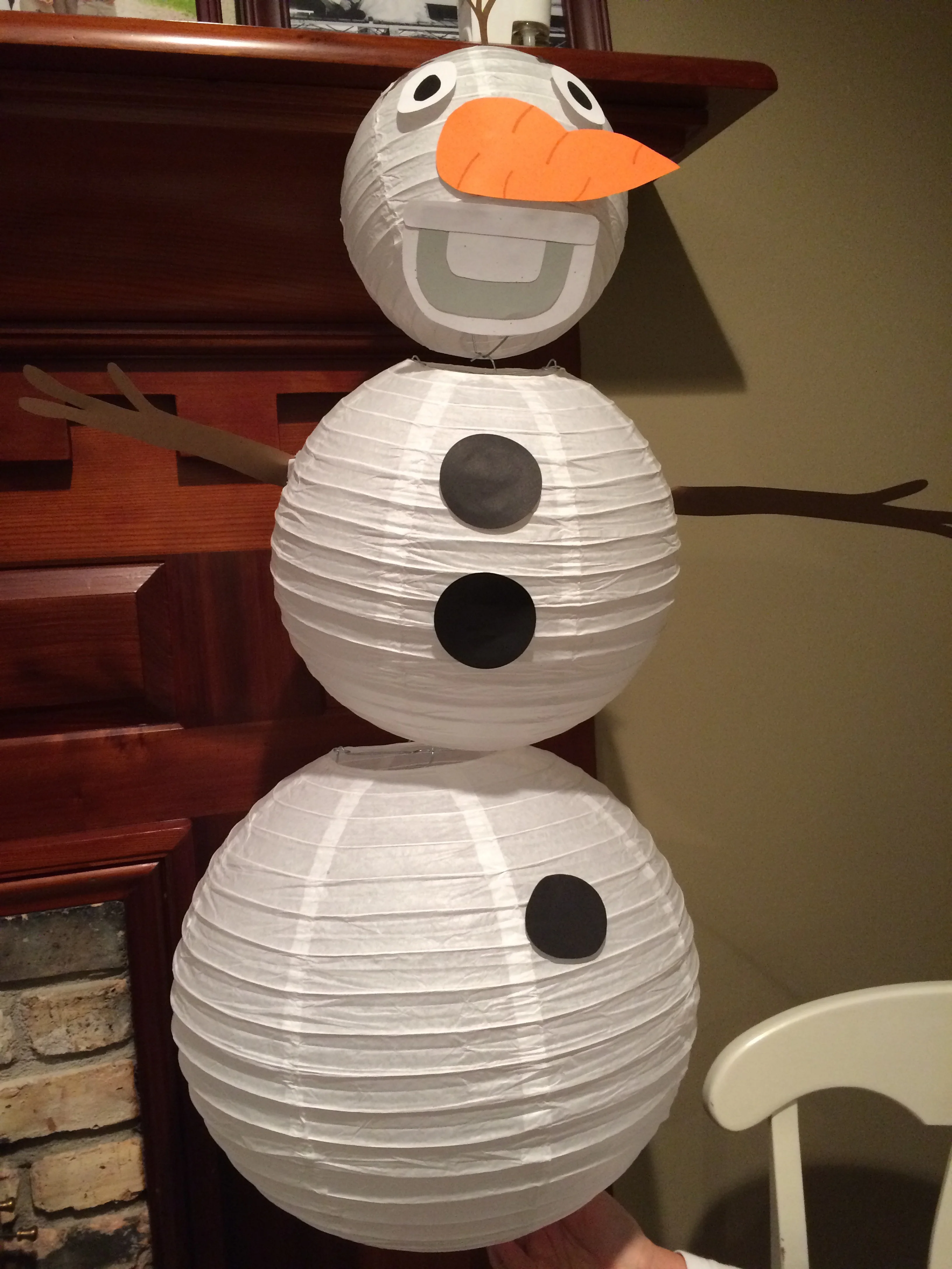 Our very own Olaf! Lanterns from Yellow Pinwheels 