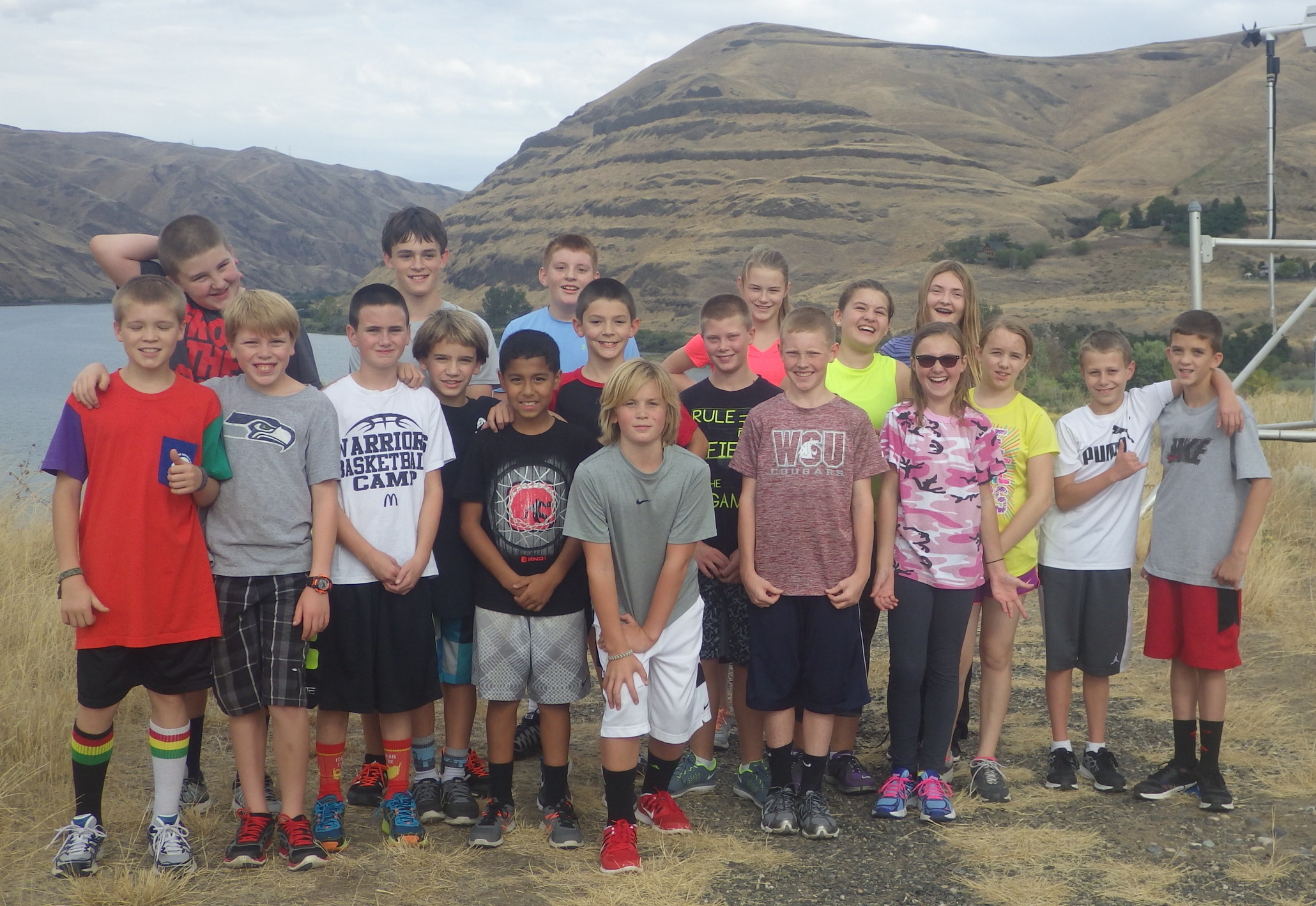 The Asotin Junior High squad at the top of the hill at Chief Timothy State Park. Getting a feel for the course. Island run is in nine days.