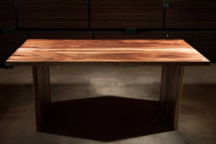 ACACIA TABLE T2