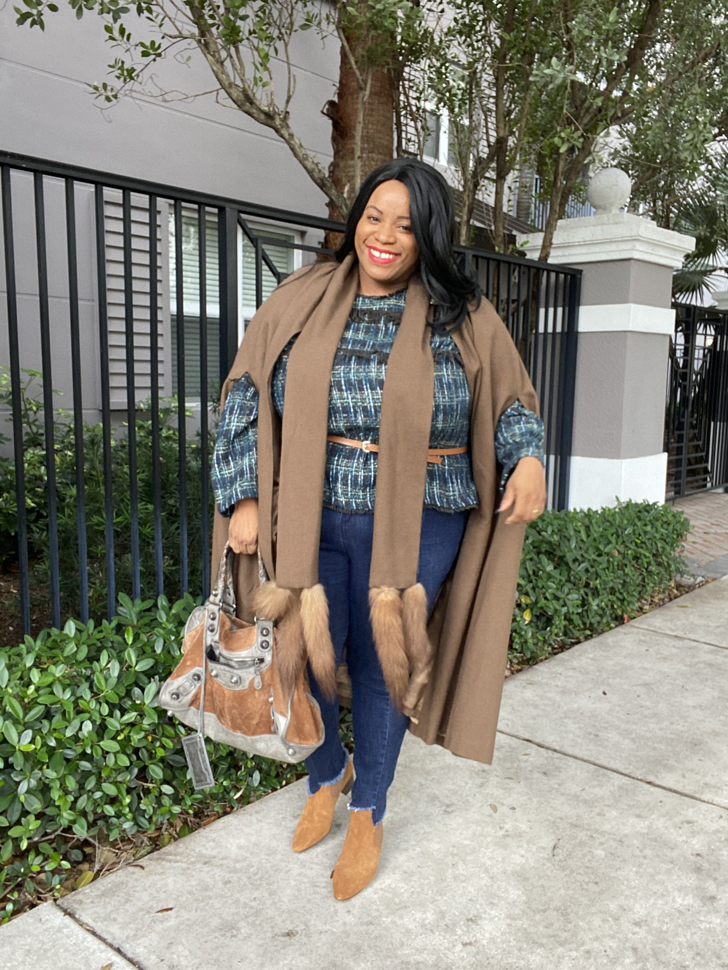 Fur Trim Cape and Skinny Jeans